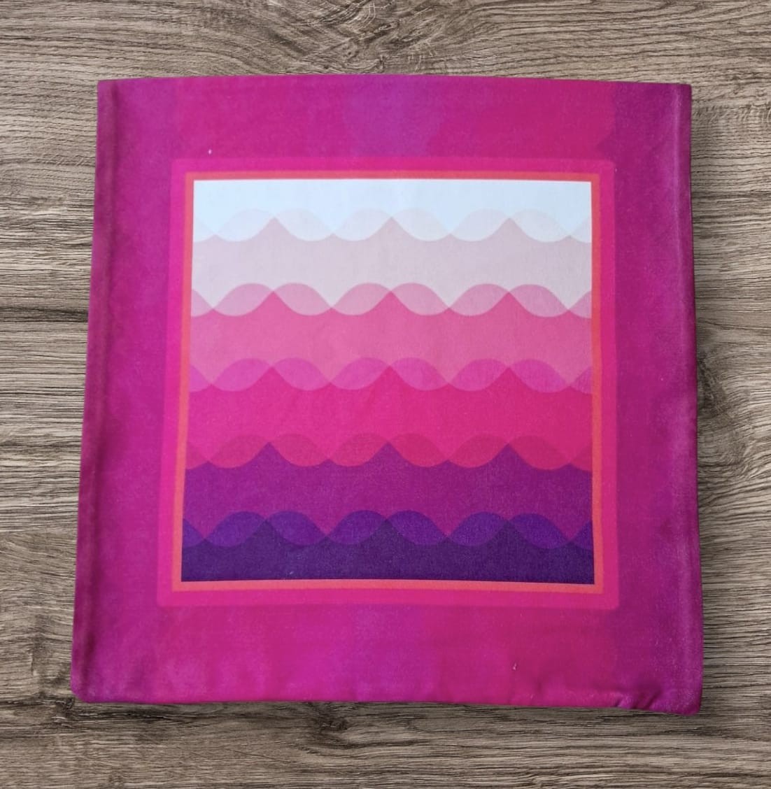 BASKILI KIRLENT KILIFI  - PEMBE DALGALAR 