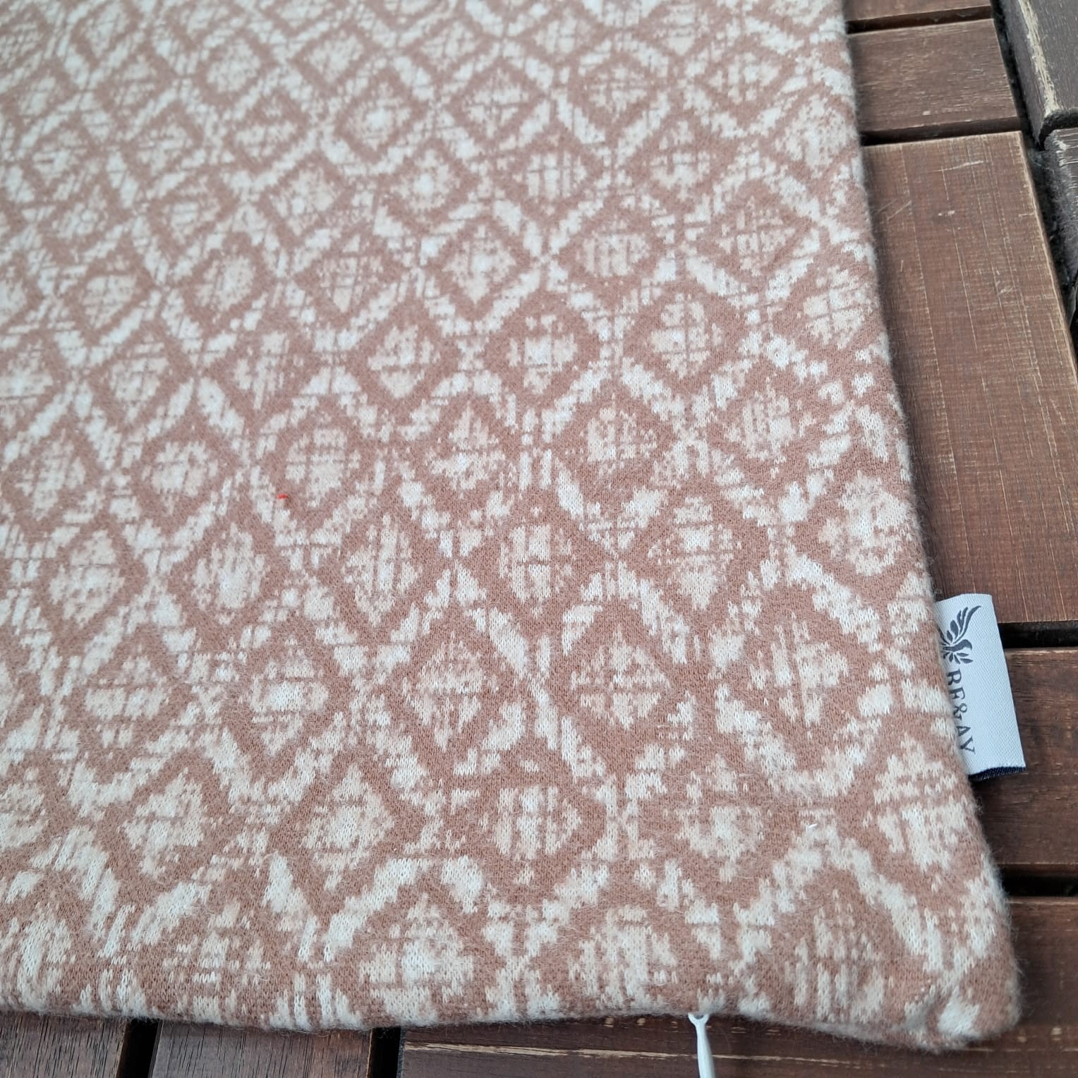 IKAT JAKAR DESENLİ KIRLENT KILIFI