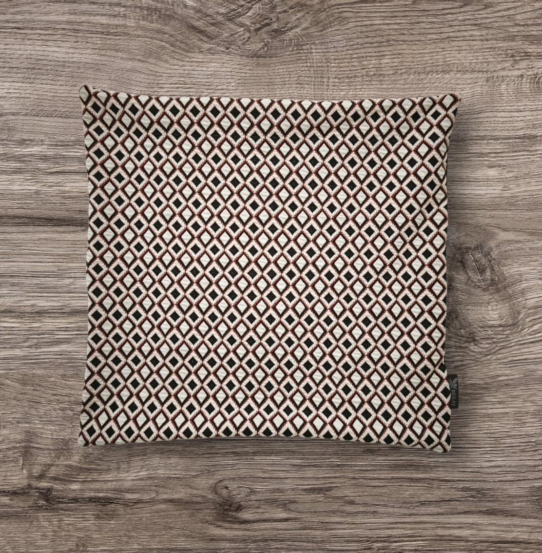 KAPITONE KIRLENT KILIFI  , KREM-SİYAH