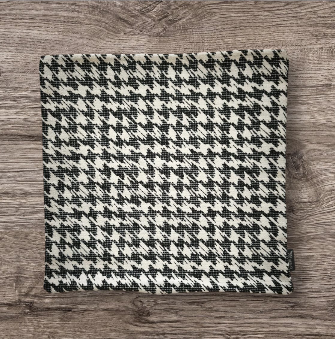 KAZAYAĞI BASKILI DOKUMA KIRLENT KILIFI , SİYAH-KREM