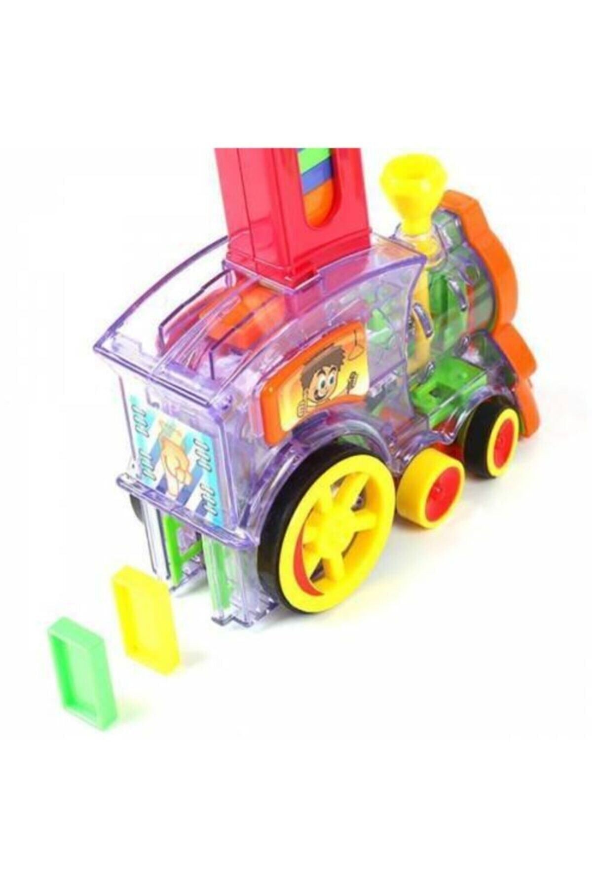 Domino Taşları Dizen Pilli Tren