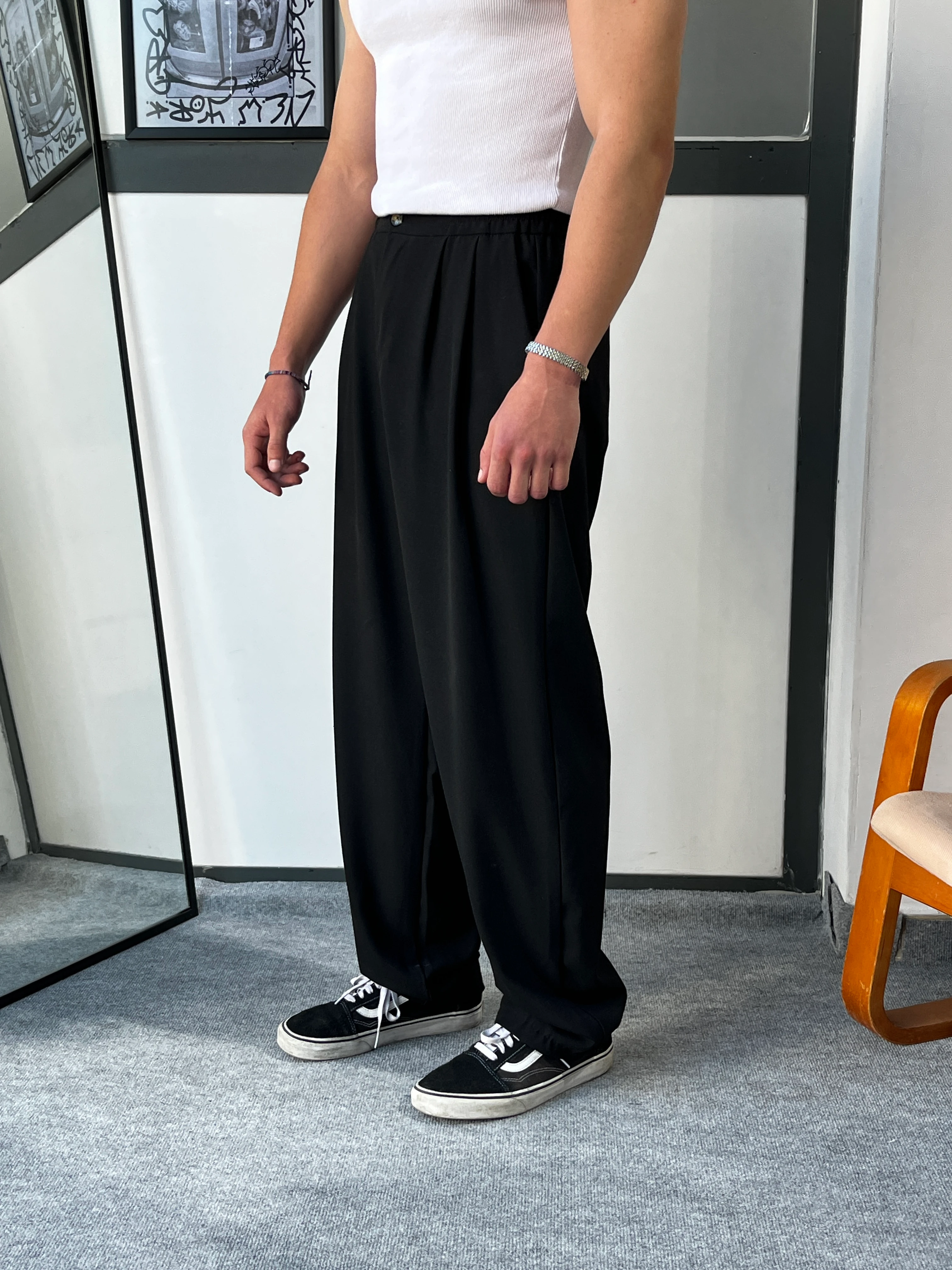 Ghost Pileli Baggy Siyah Kumaş Pantolon G10119