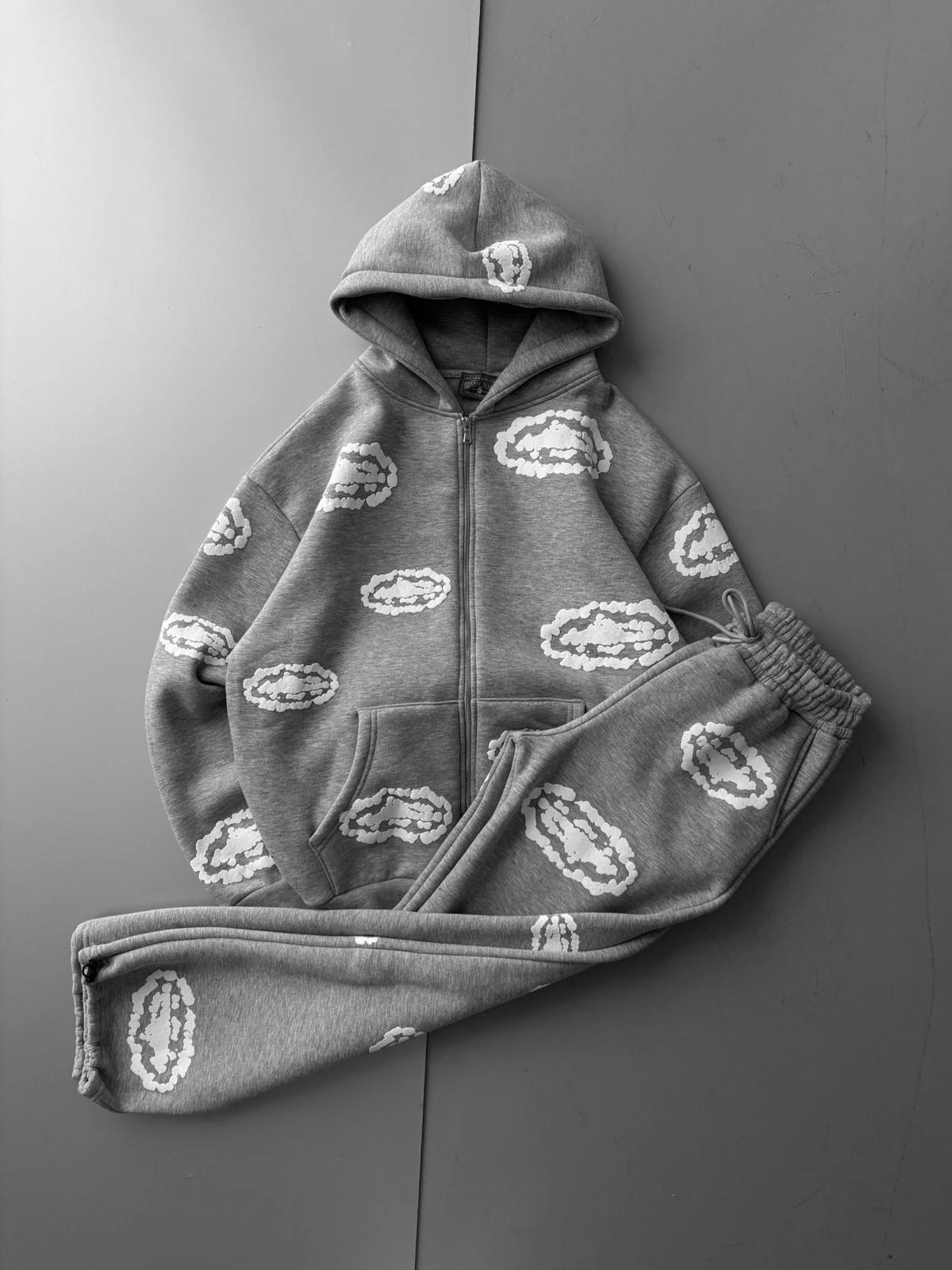 Premium Kabartma Baskılı Eşofman Takımı Gri G10167