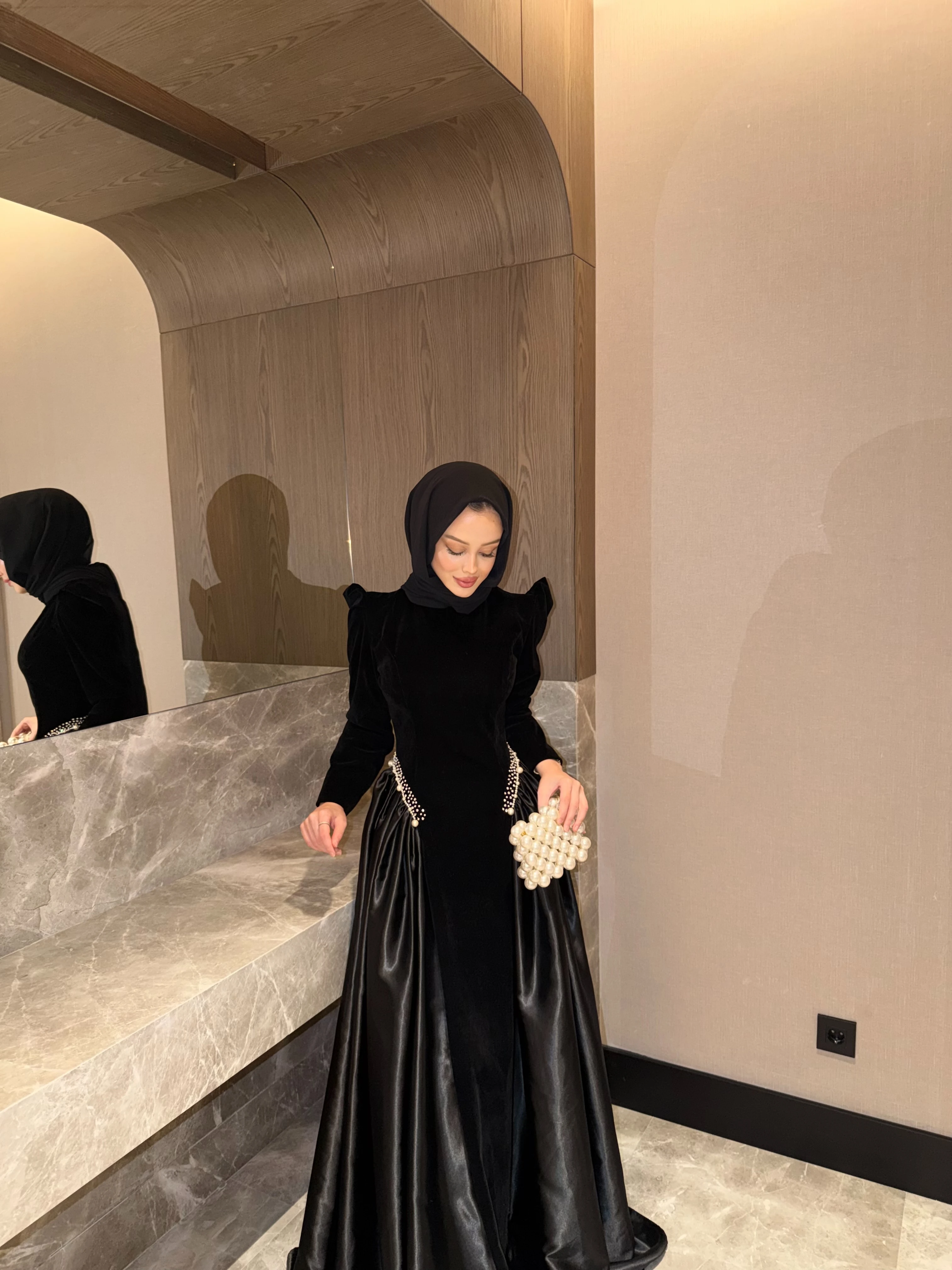 İNCİ ABİYE SİYAH