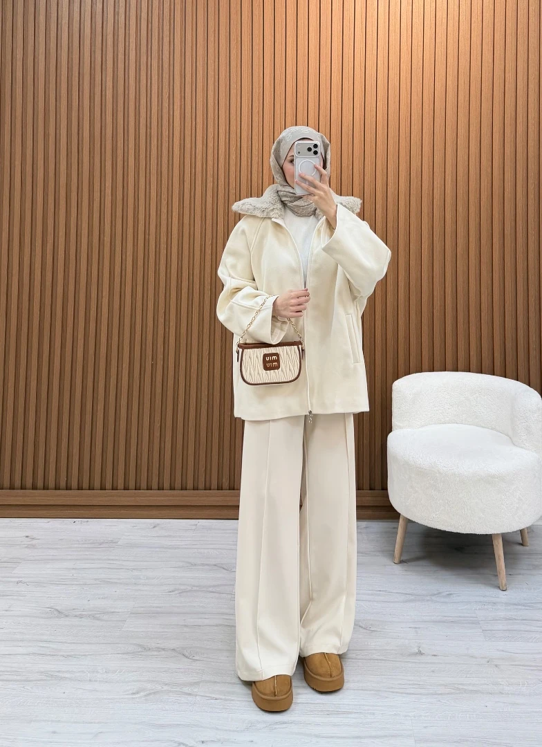 EVİLA KÜRKLÜ KAŞE KABAN EKRU