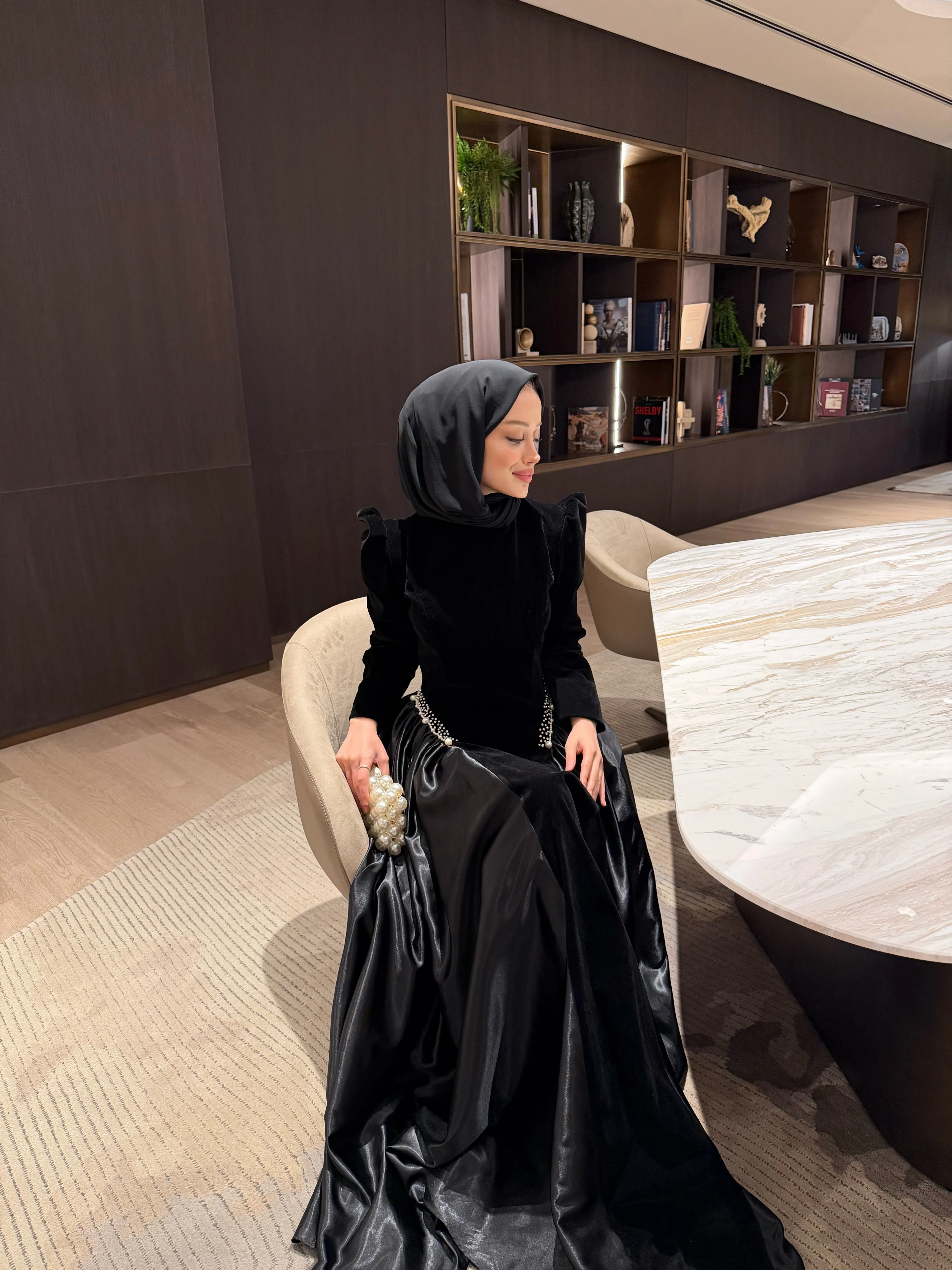 İNCİ ABİYE SİYAH