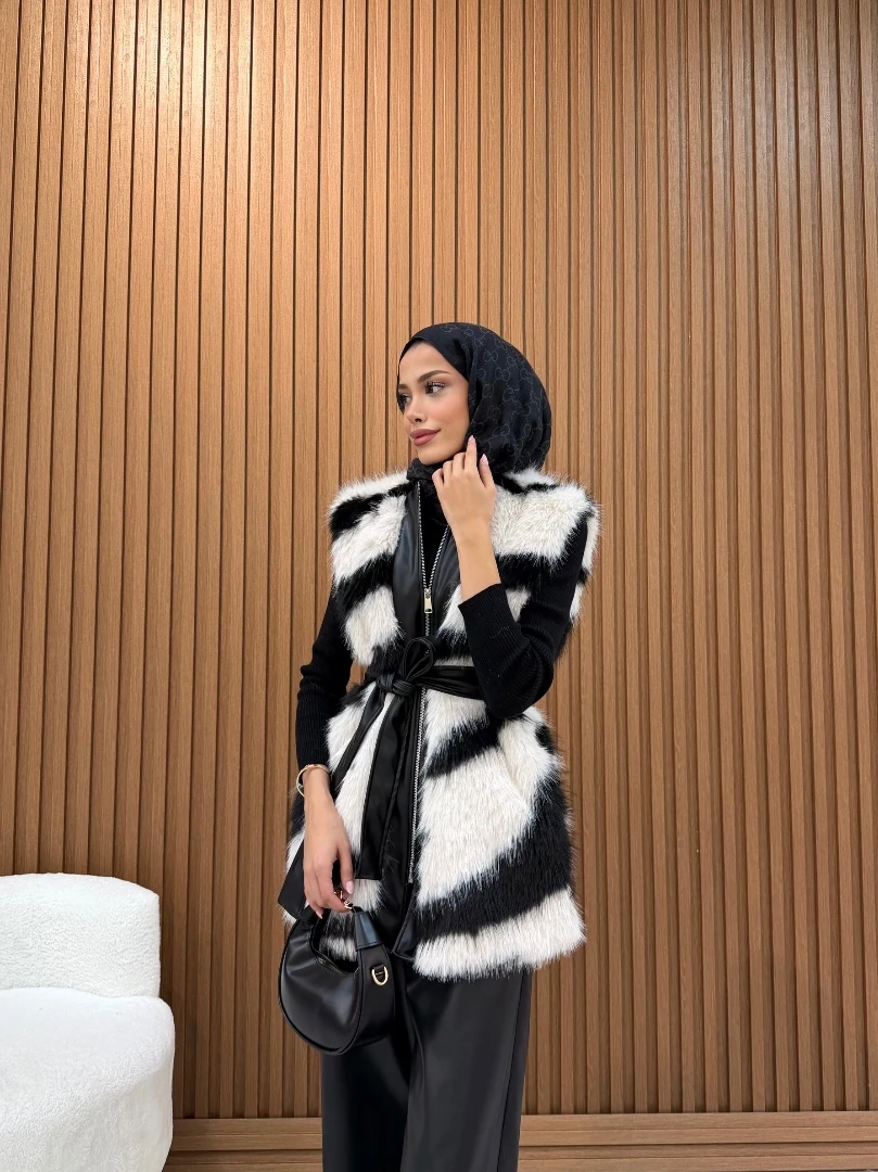 ZEBLOW YELEK SİYAH-BEYAZ