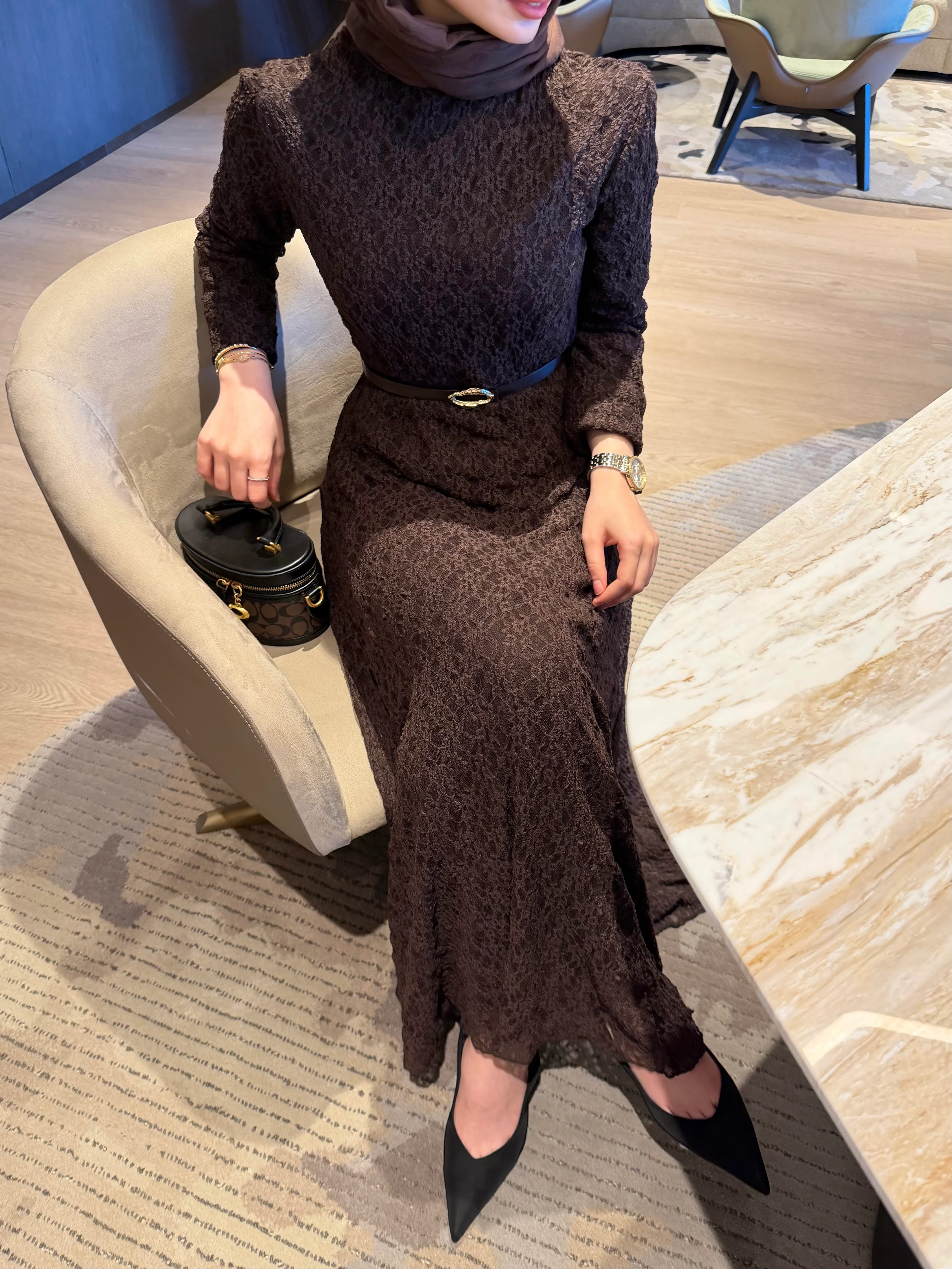 JOSEPHINE DANTEL ELBİSE ACI KAHVE ÖN SİPARİŞ