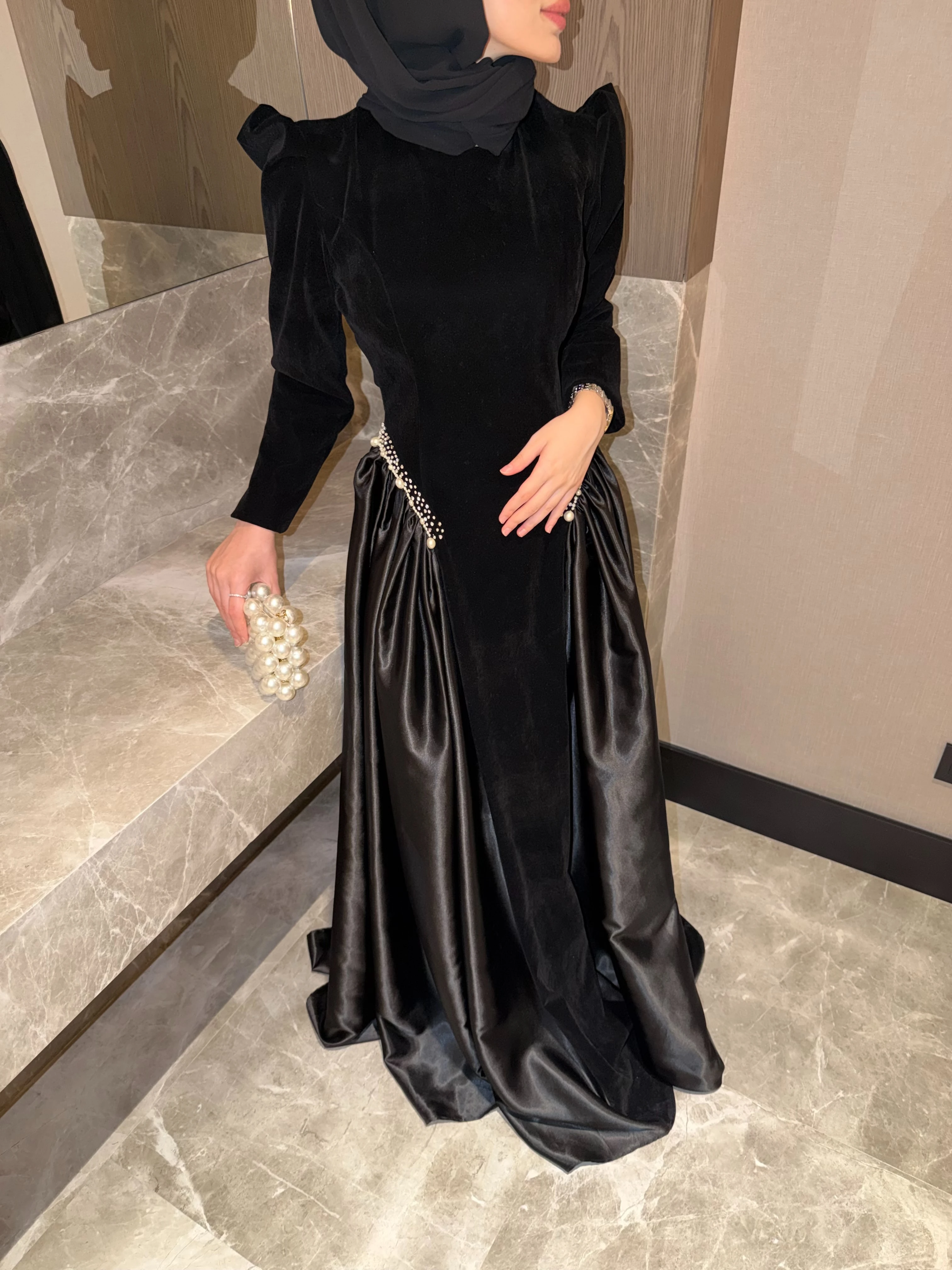 İNCİ ABİYE SİYAH