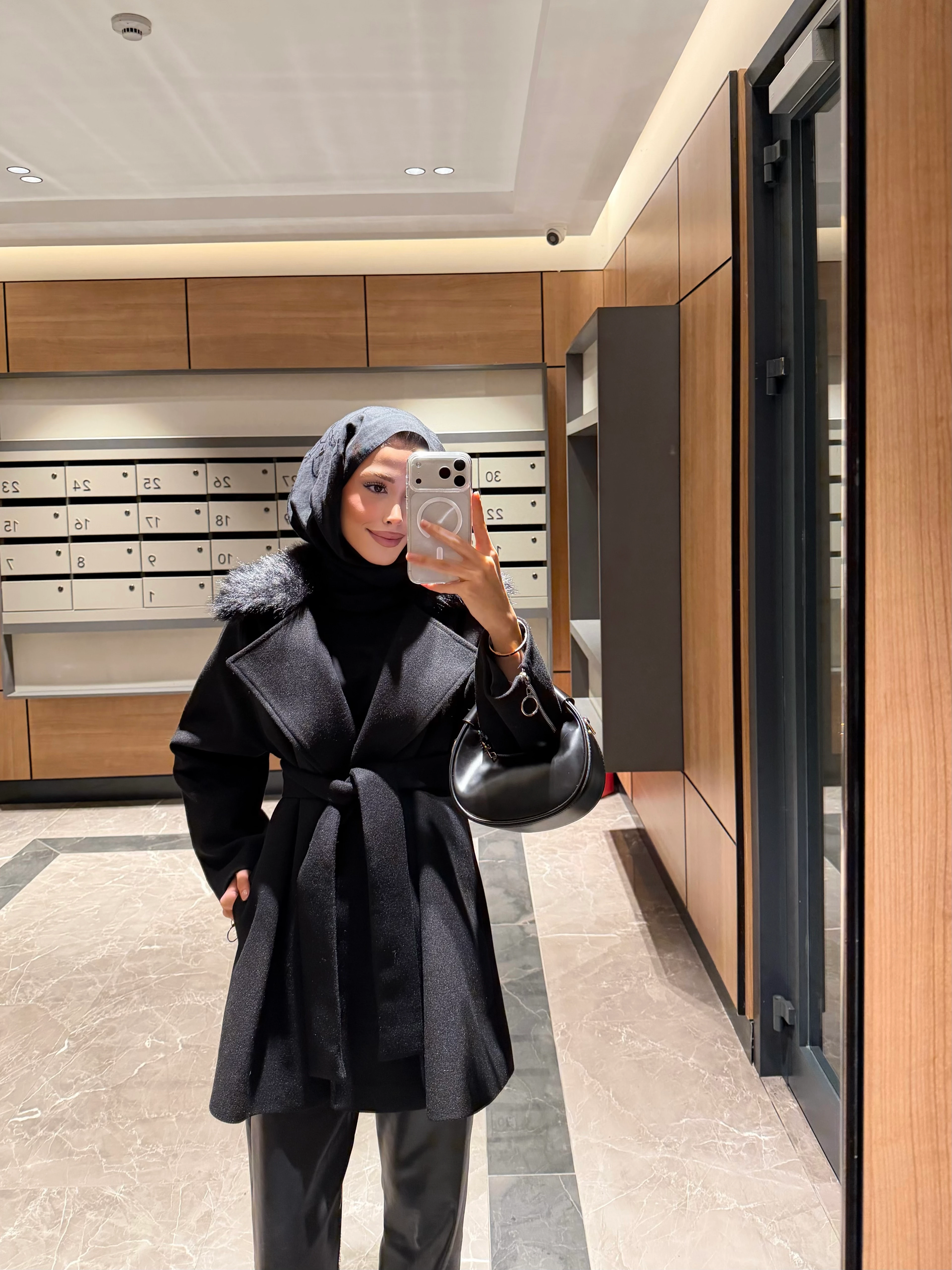 PREMİUM KÜRKLÜ KABAN SİYAH