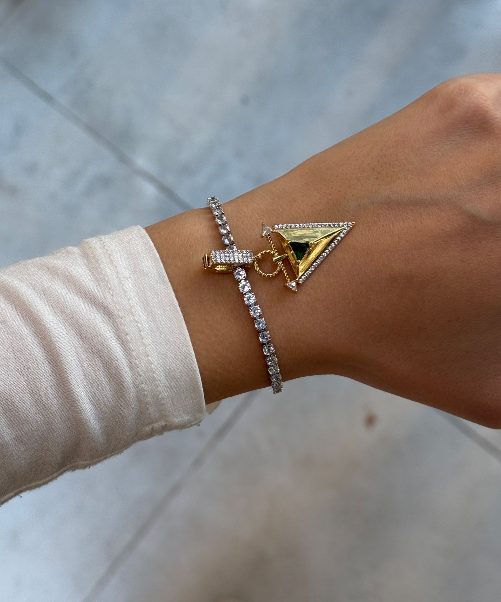 Tasarım Charm Modeli