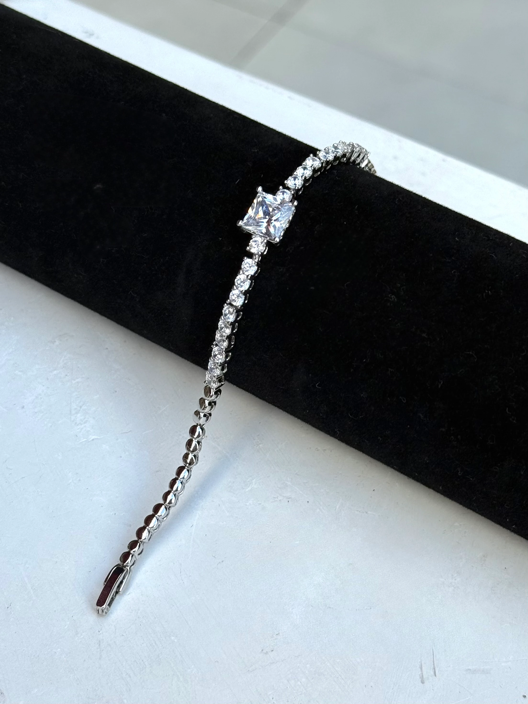 Xuping Bileklik Modeli 1084