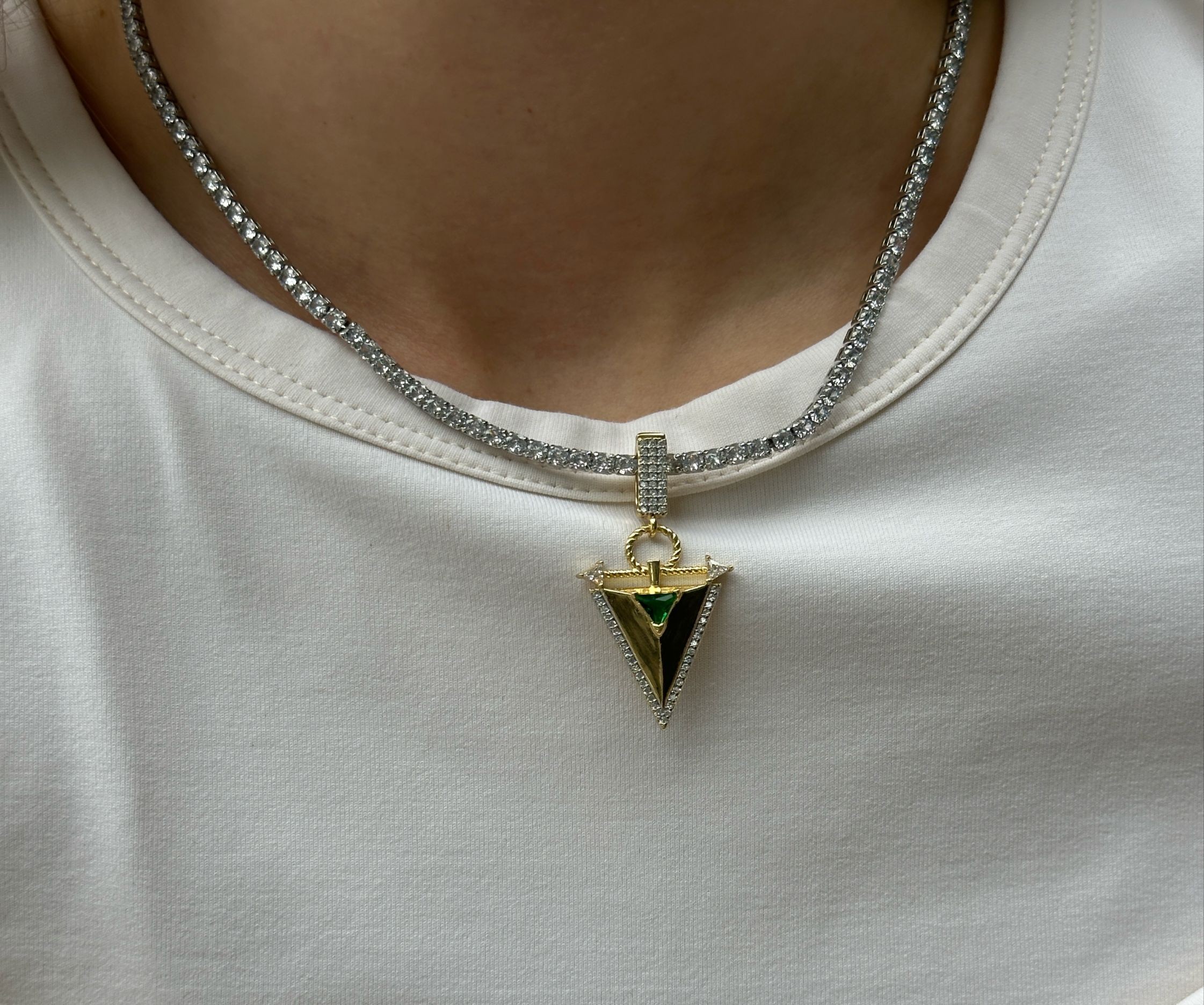 Yeşil Taş Detaylı Charm