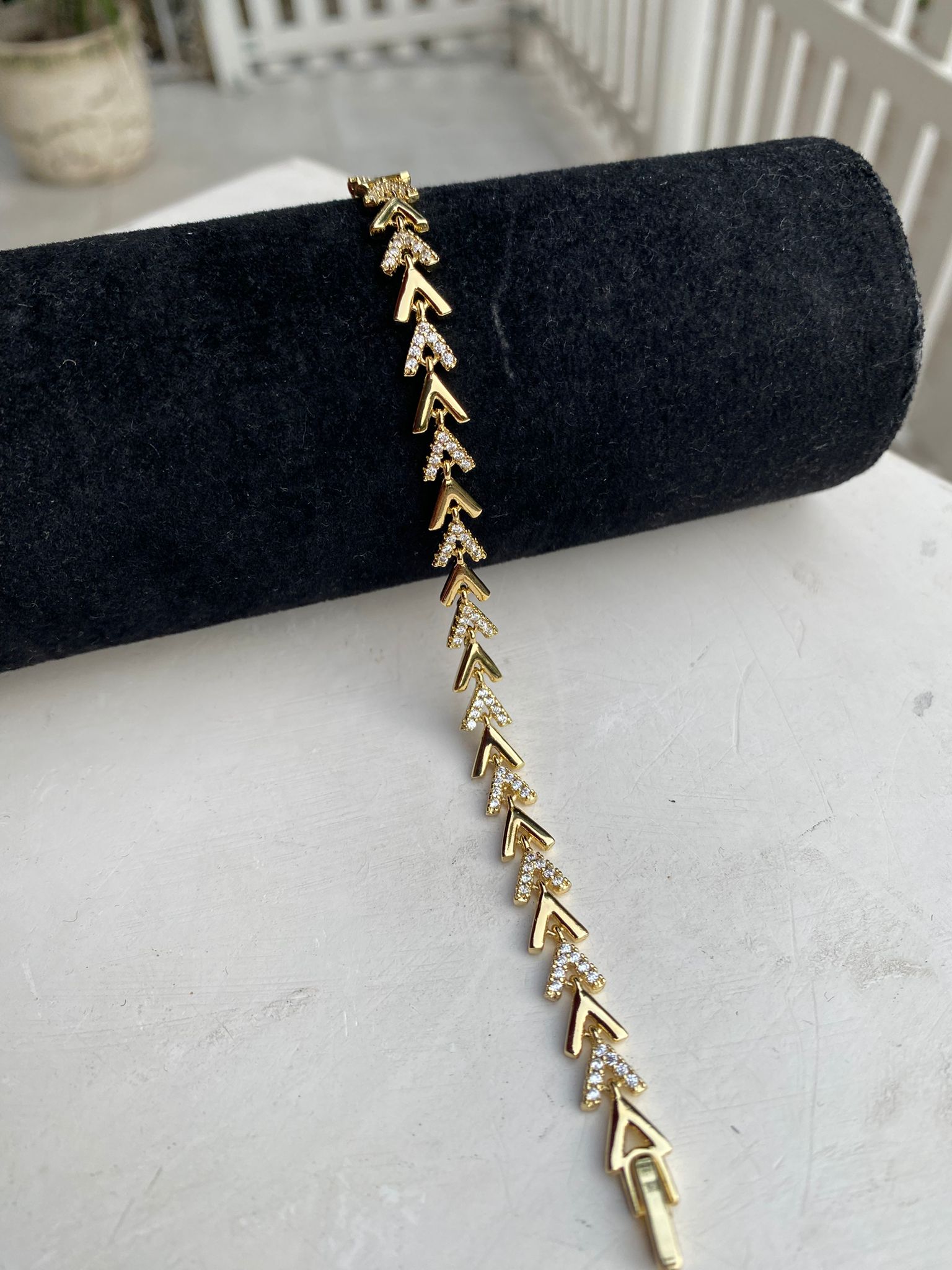 Xuping Kılçık Desen Bileklik 1057