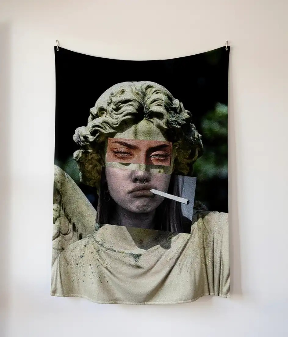 Cigarette Statue - Duvar Örtüsü