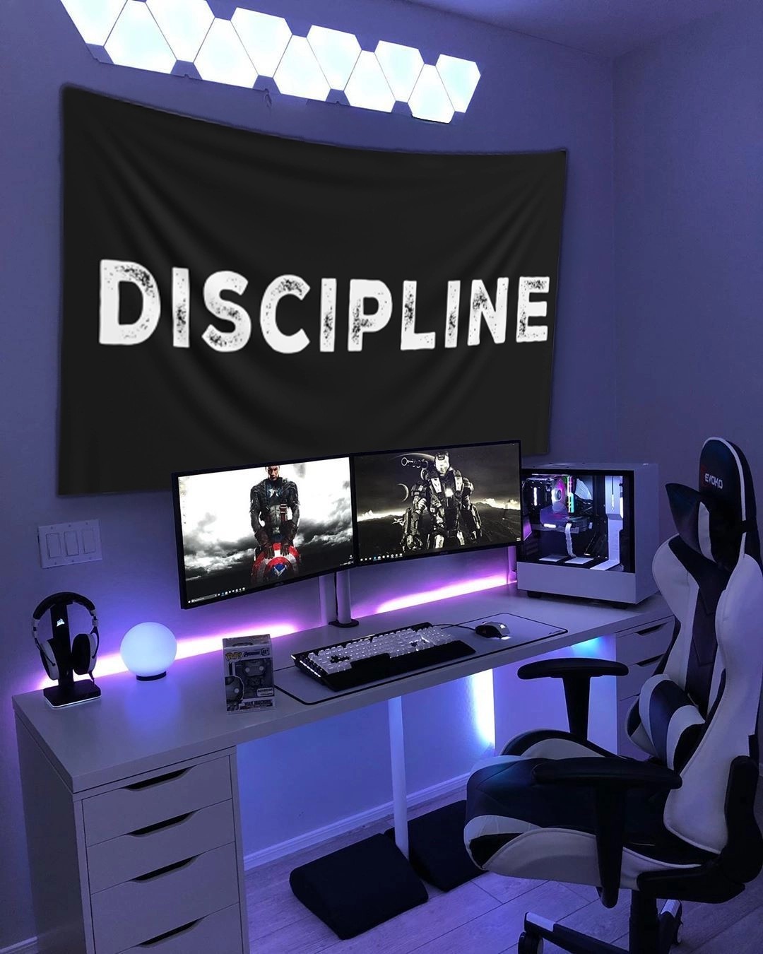 Discipline Kalın Yazı Duvar Örtüsü, Duvar Halısı