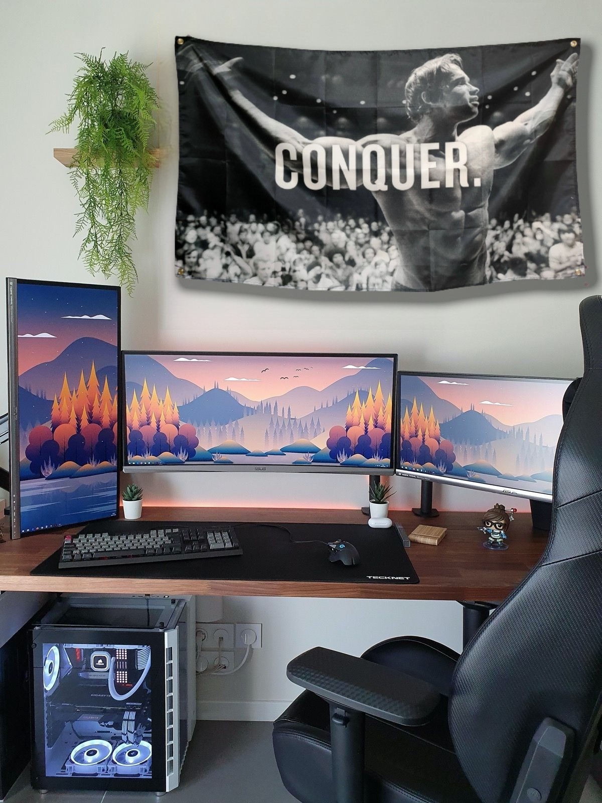 Arnold Conquer Duvar Halısı - Kanvas Tablo