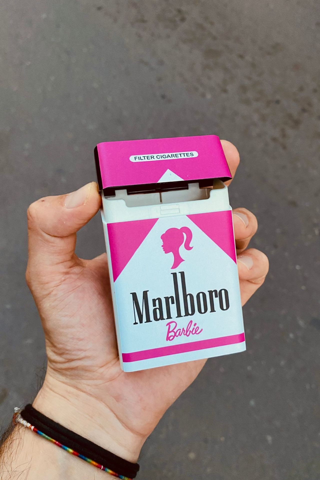 2'li Çakmak - Sigara Tabakası Seti MARLBORO BARBIE