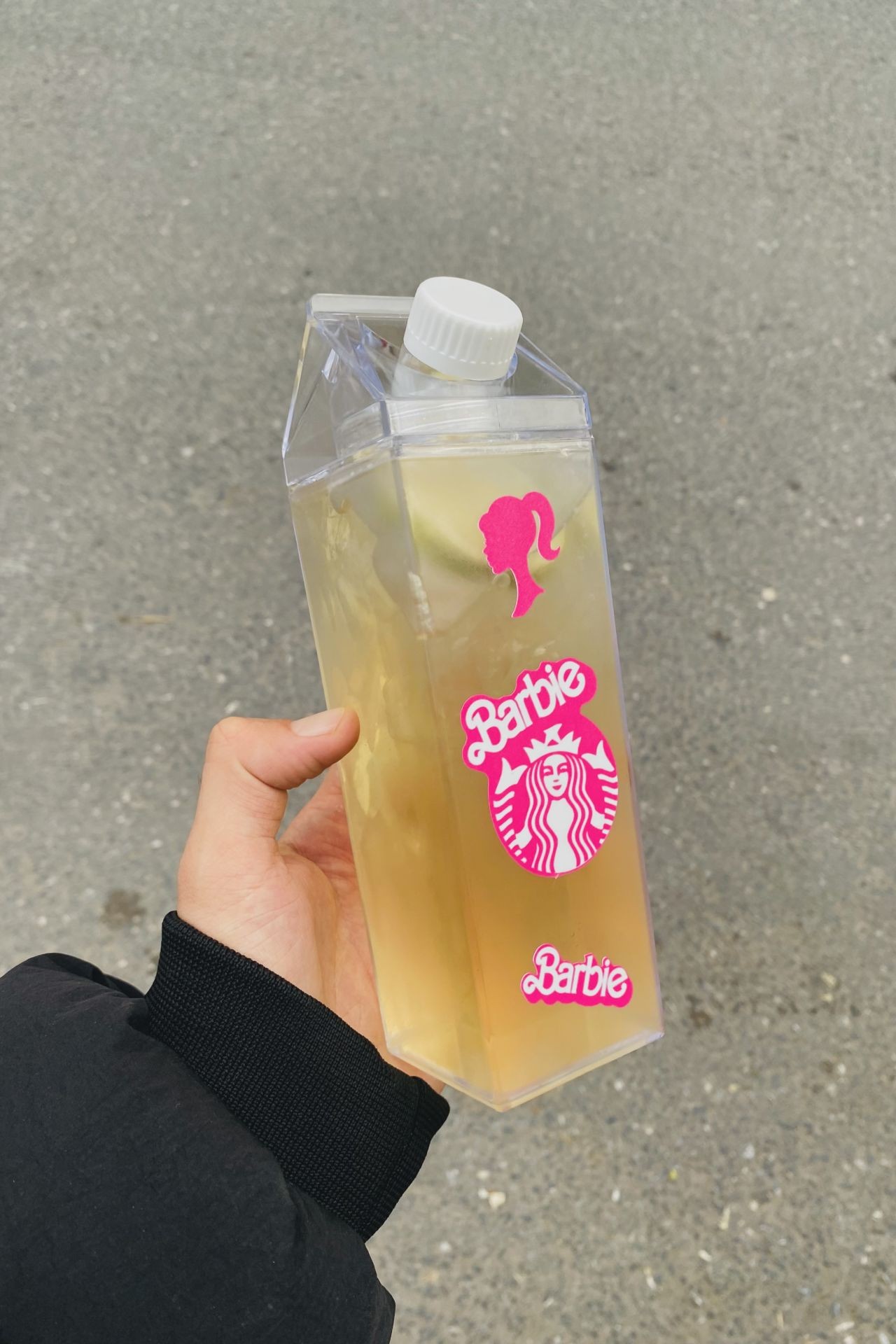 Barbie Starbucks Süt Kutusu Tasarımlı 500ml Mika Matara Suluk