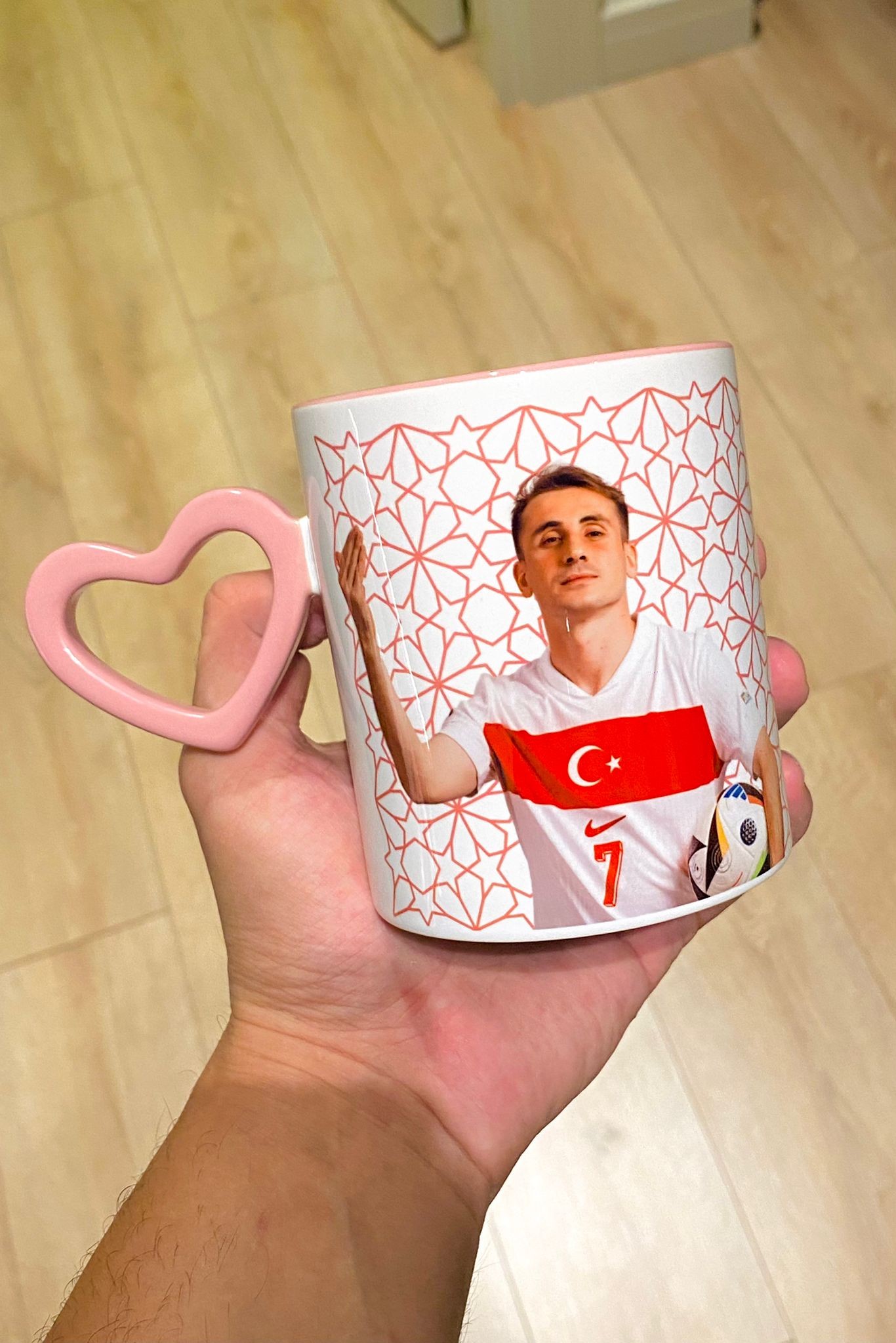 Kerem Aktürkoğlu Kalpli Kulplu Pembe Kupa Bardak #bizimcocuklar