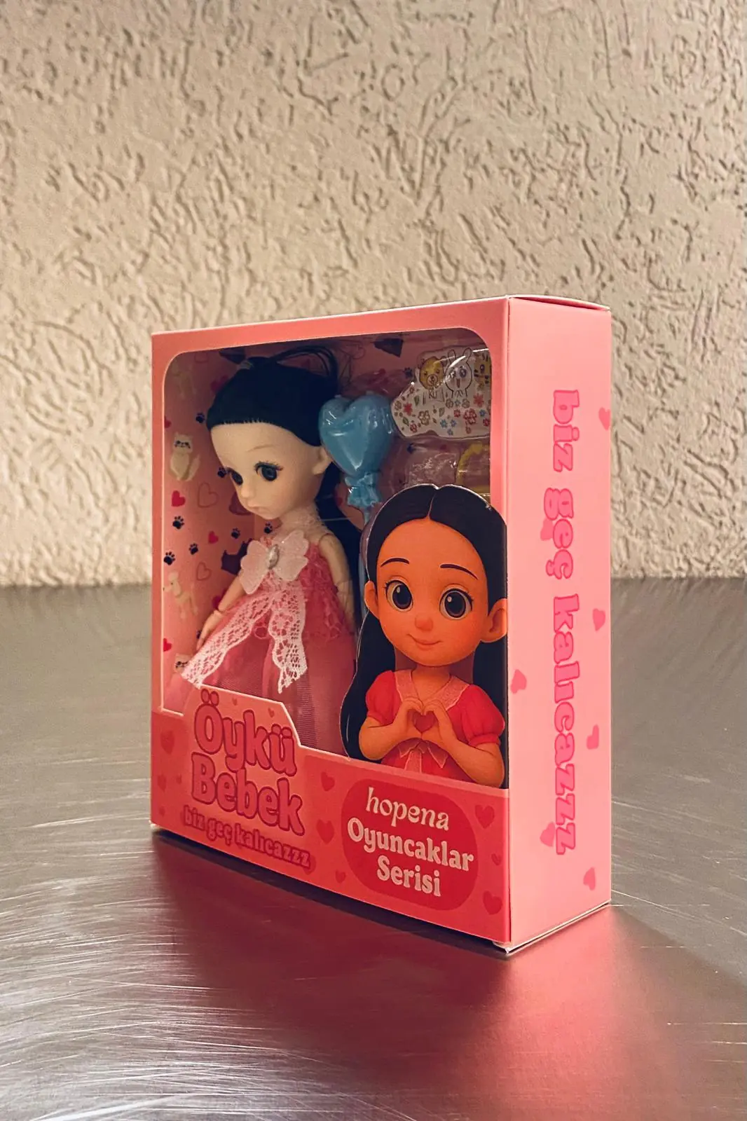 Öykü Bebek Biz Geç Kalıcaz Özel Kutulu Oyuncak Bebek Seti