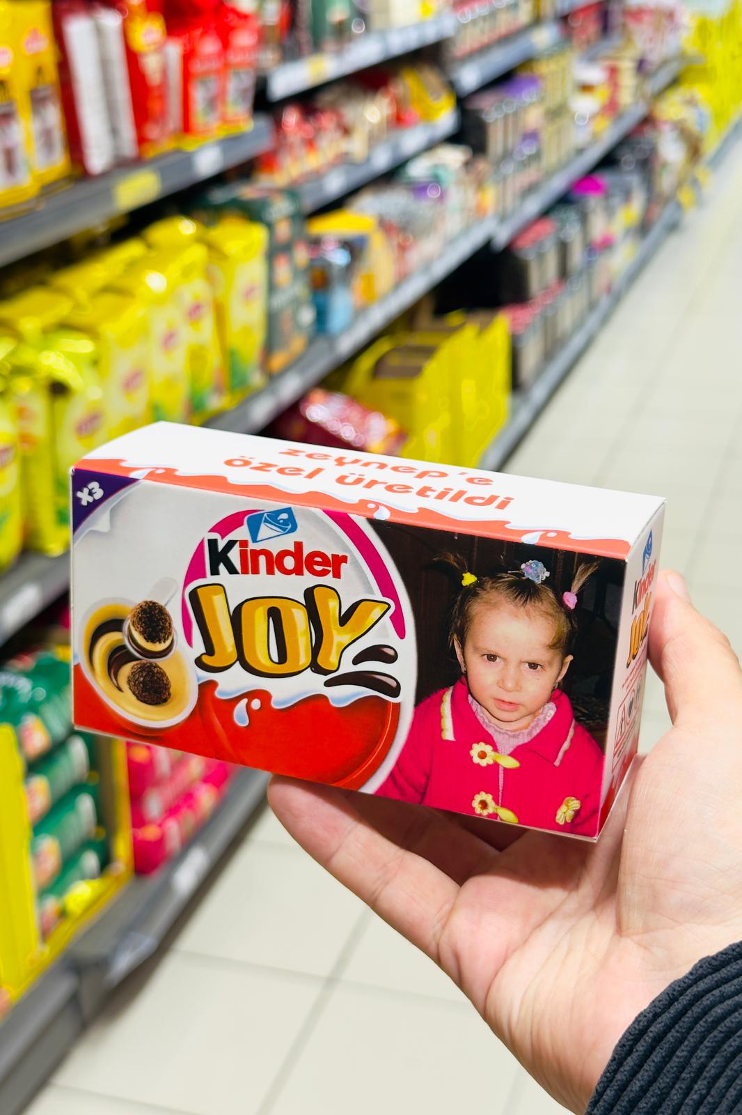 Kişiye Özel Kutu İçerisinde Kinder Joy Seti