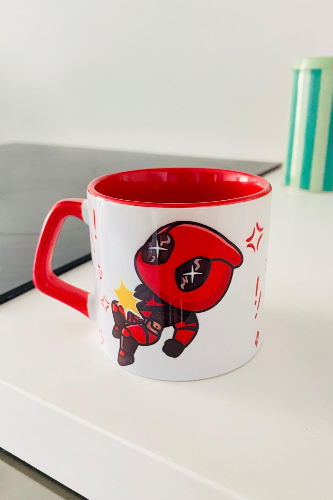 Deadpool Kırmızı Kupa Bardak
