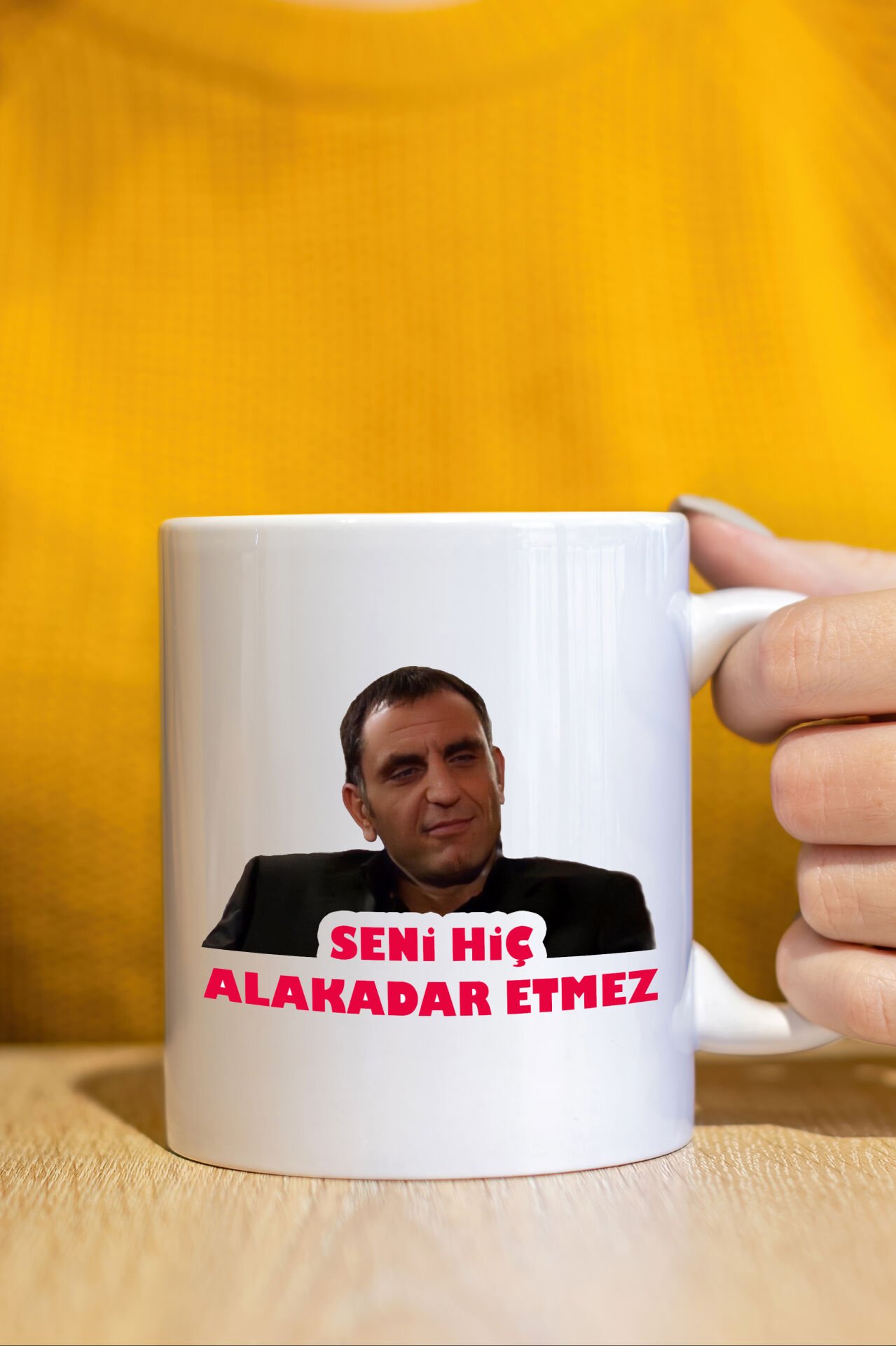 Beyaz Kupa Memati Seni Alakadar Etmez