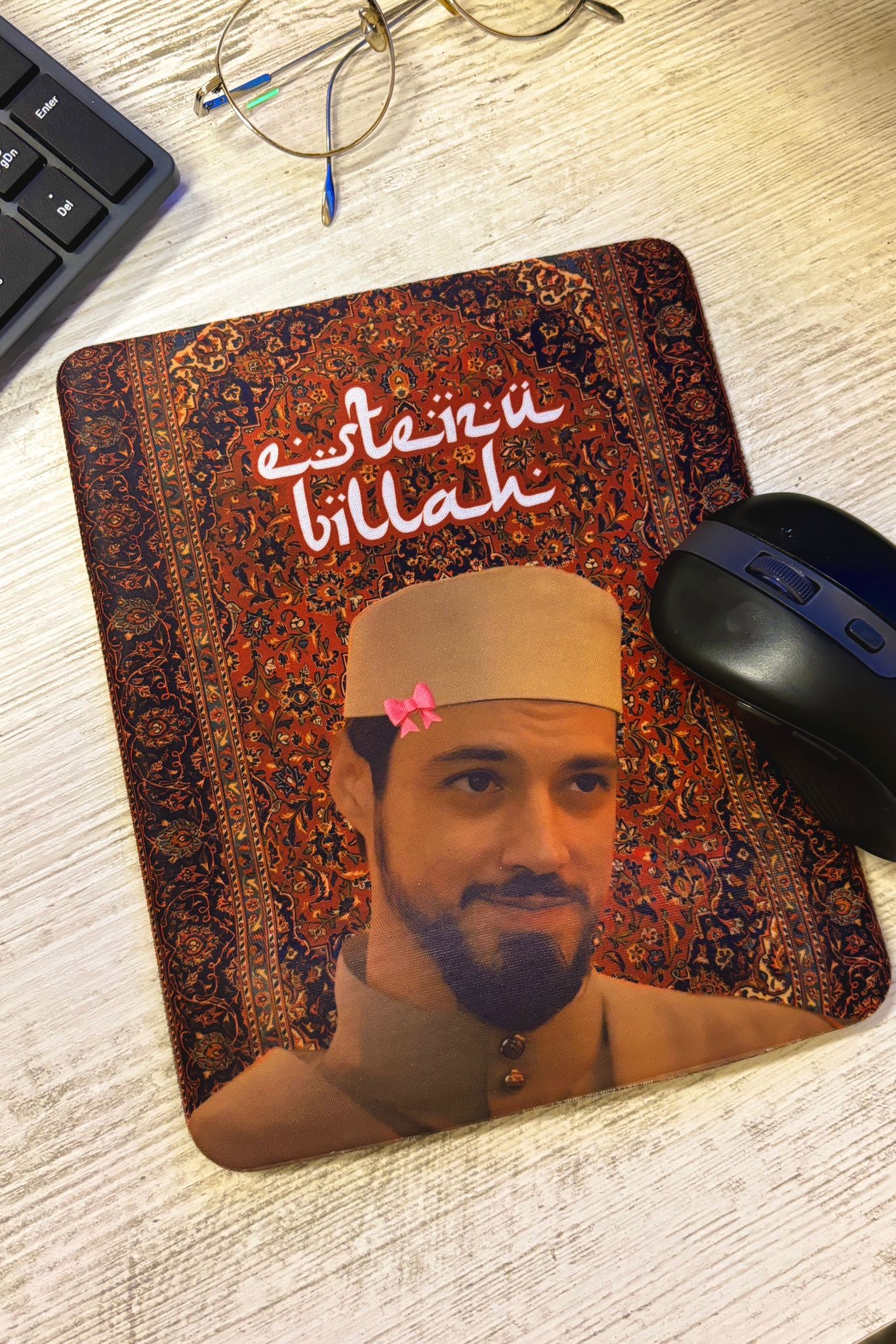 Cüneyt Efendi Kızıl Goncalar Bilek Destekli Mousepad