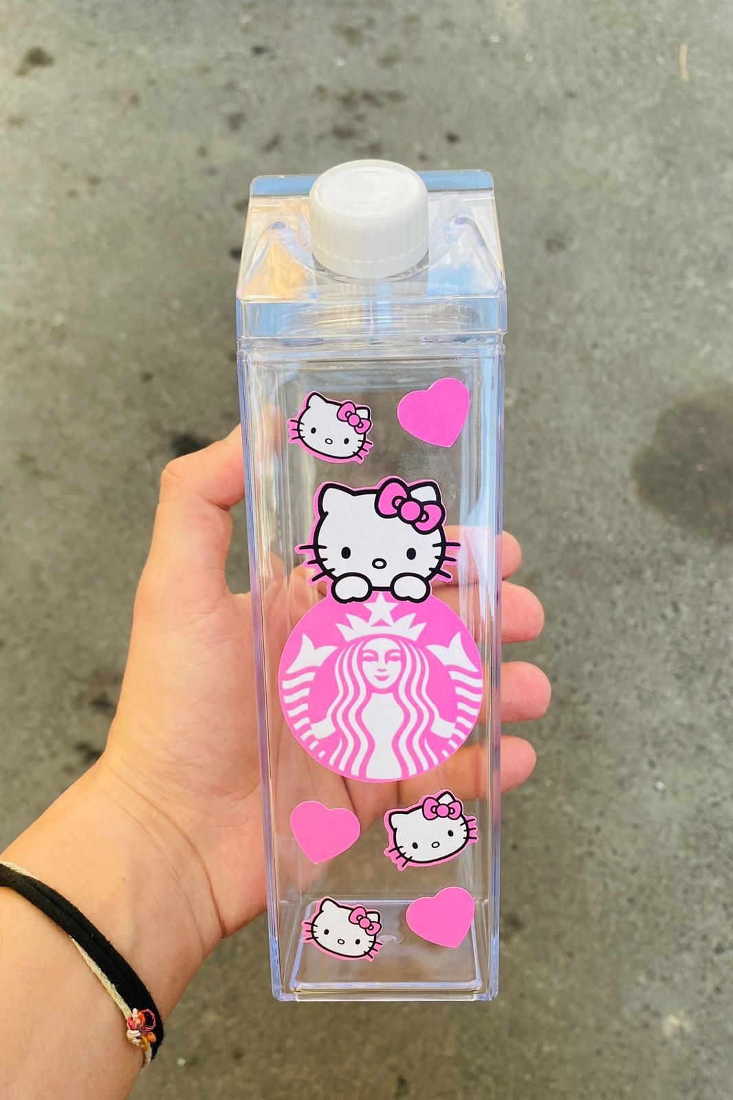 Kalpli Hello Kitty Starbucks Süt Kutusu Tasarımlı 500ml Mika Matara Suluk