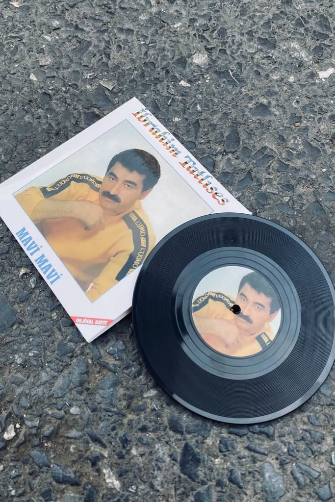 İbrahim Tatlıses Mavi Mini Dekoratif Plak Bardak Altlığı Magnet