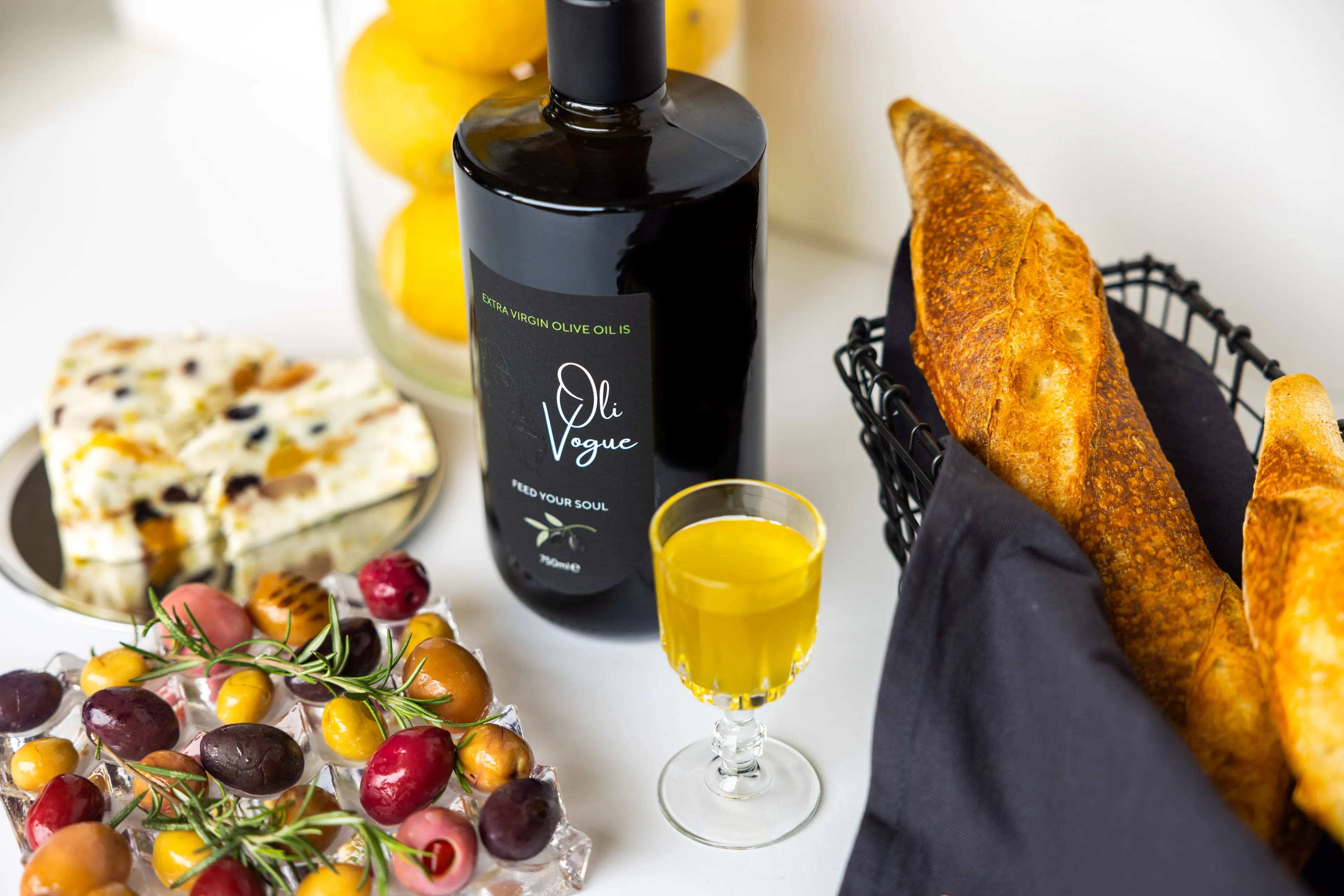 Premium İlk Hasat Naturel Sızma Zeytinyağı (750 ml)