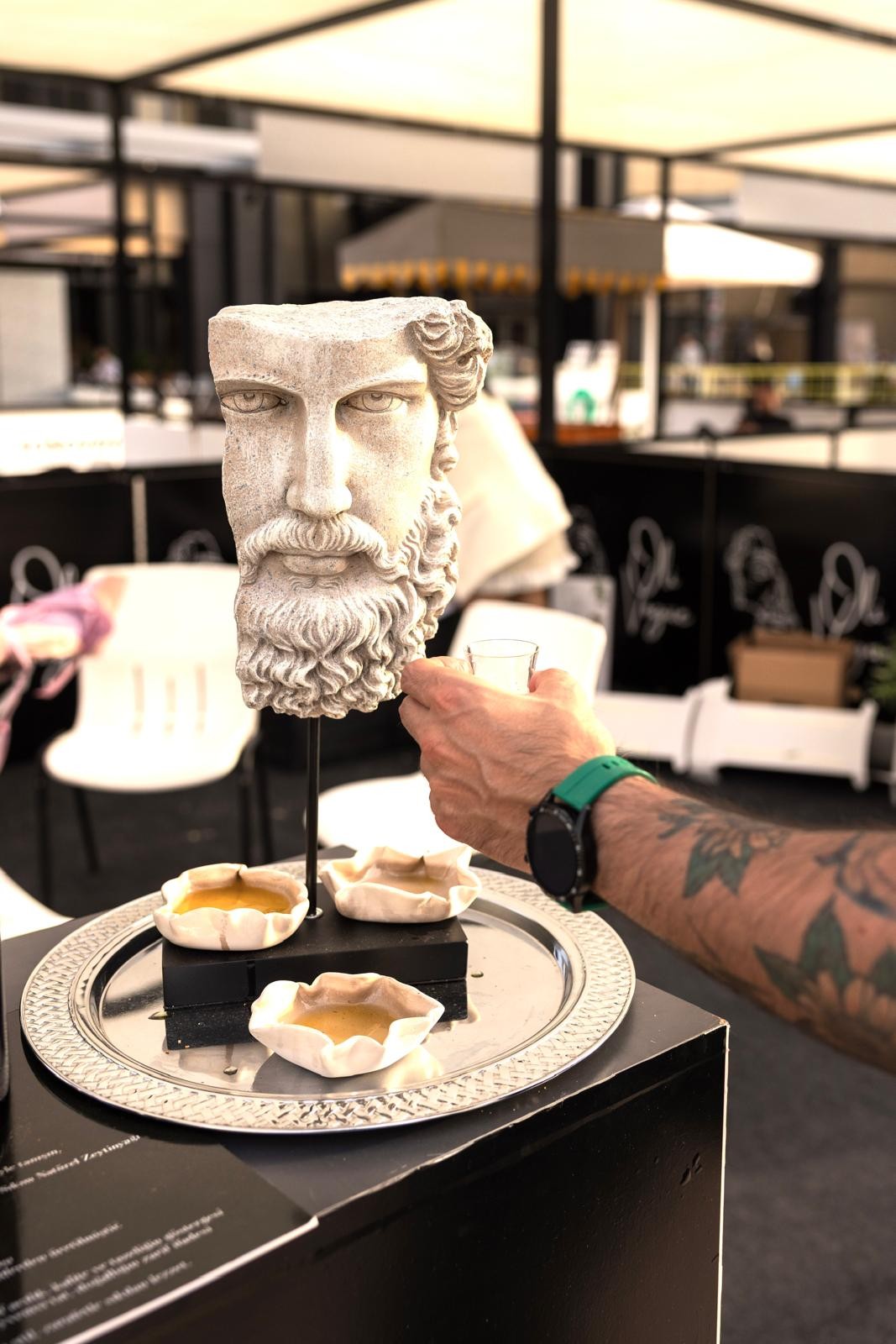 Vibe Dish – Handmade Seramik Dip Sos Tabağı