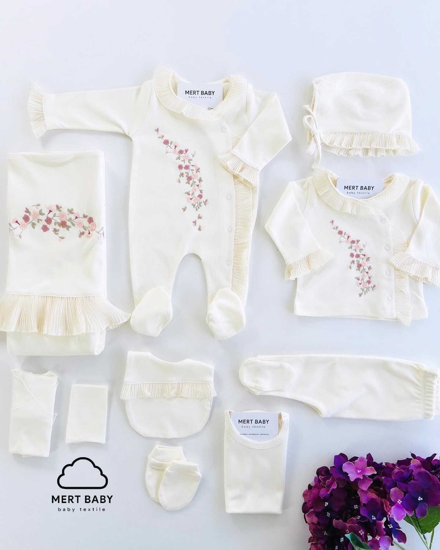 Elle Newborn Set Natural