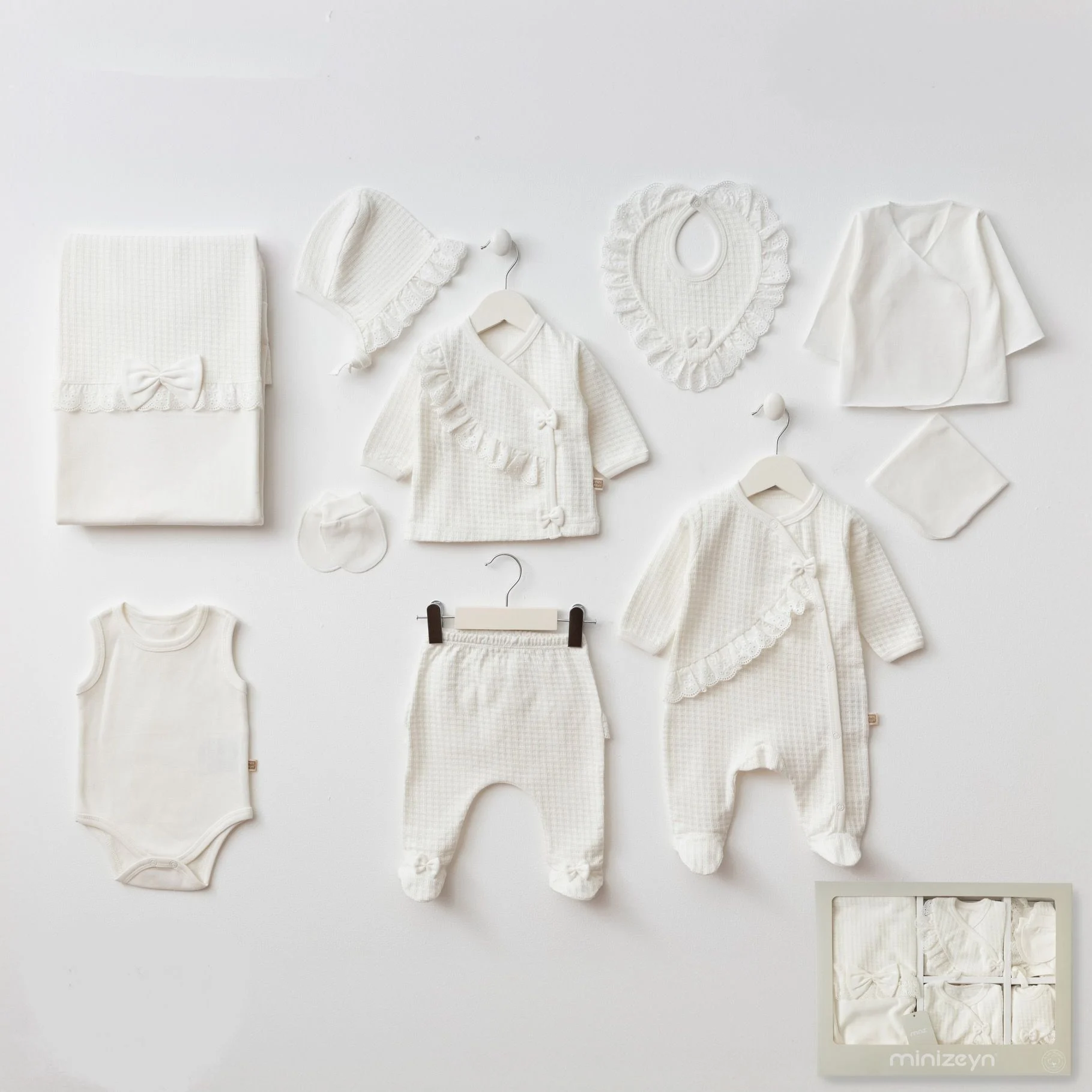 Diana Newborn Set
