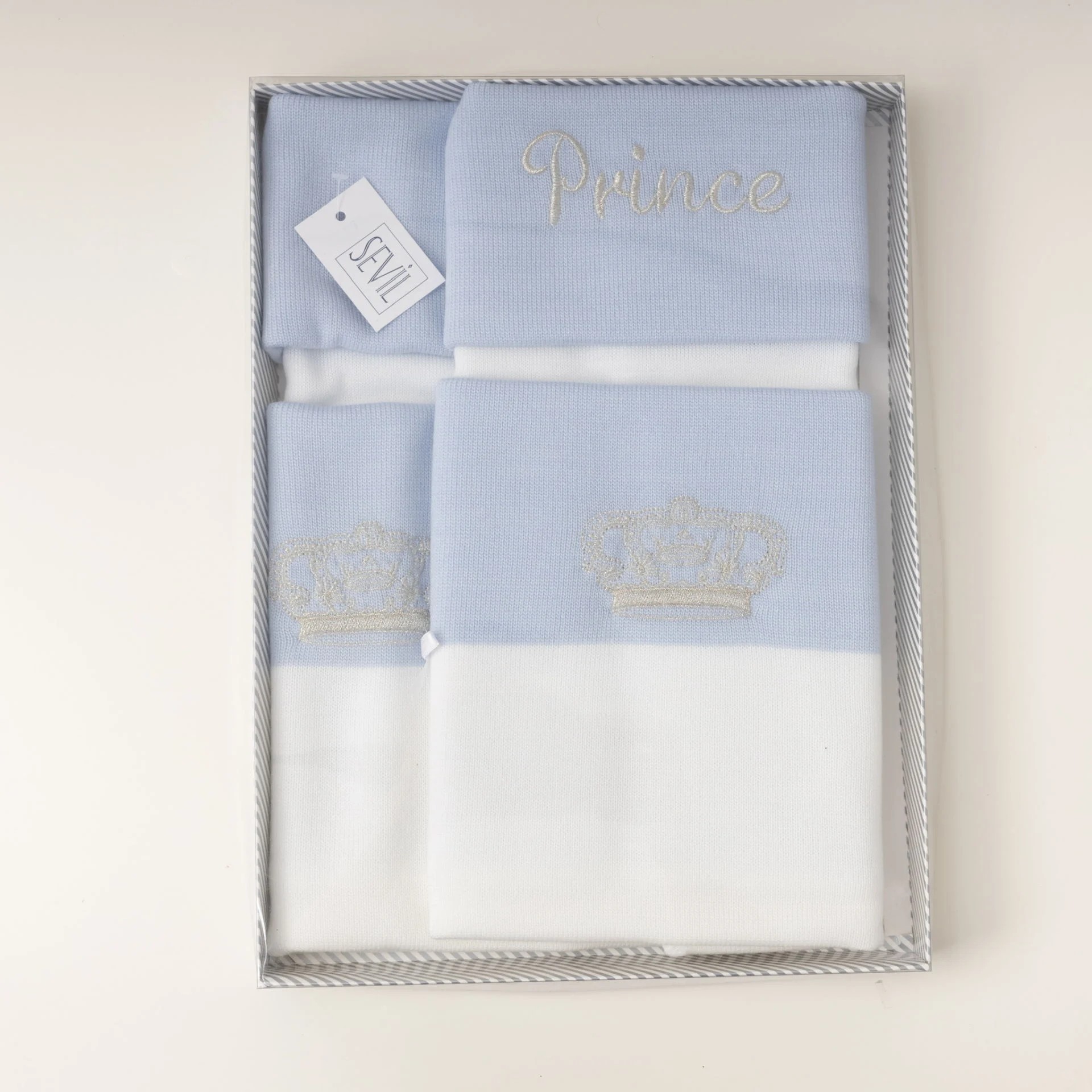 Prince Lux Tricot Blanket