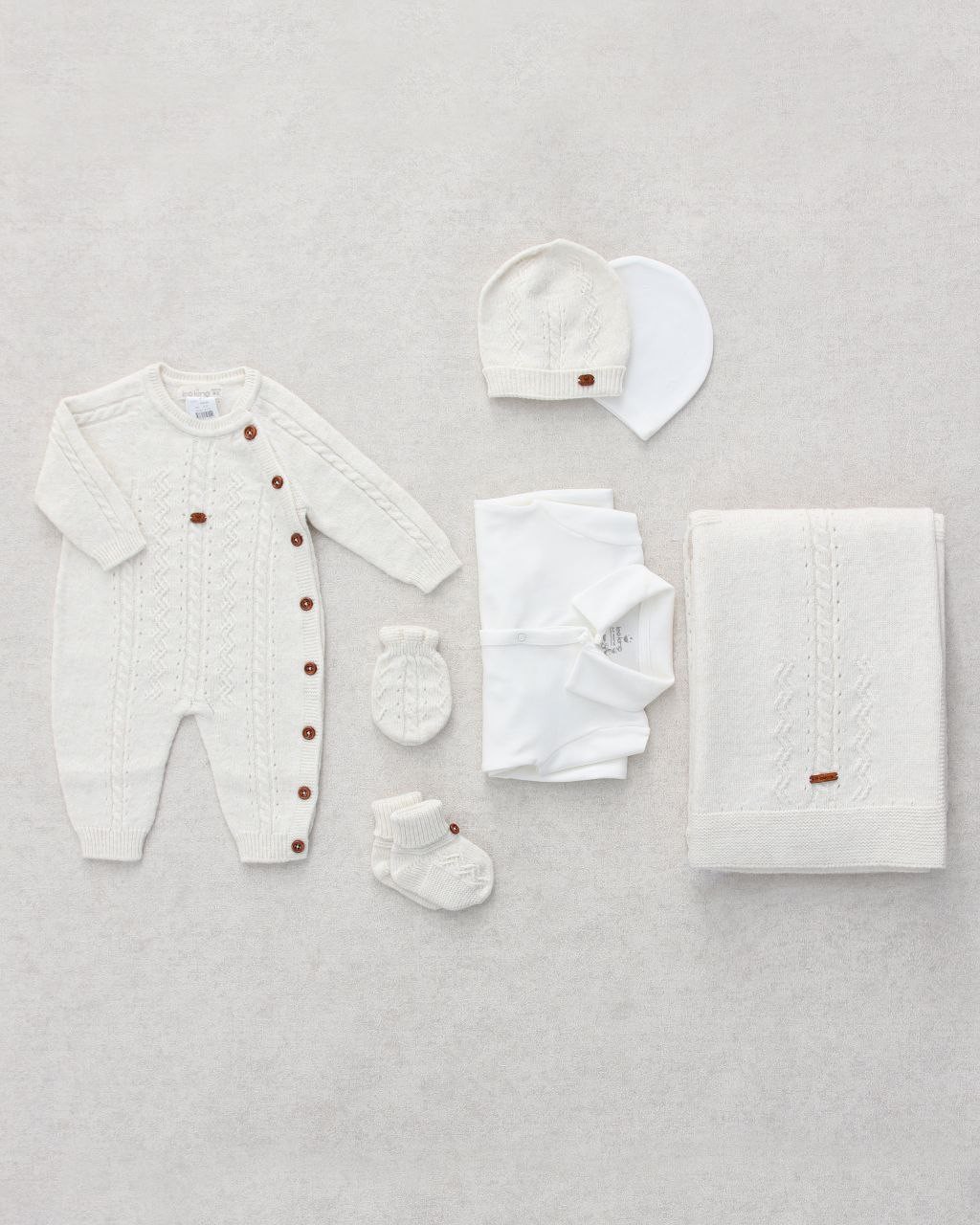 Tom Tricot Newborn Set