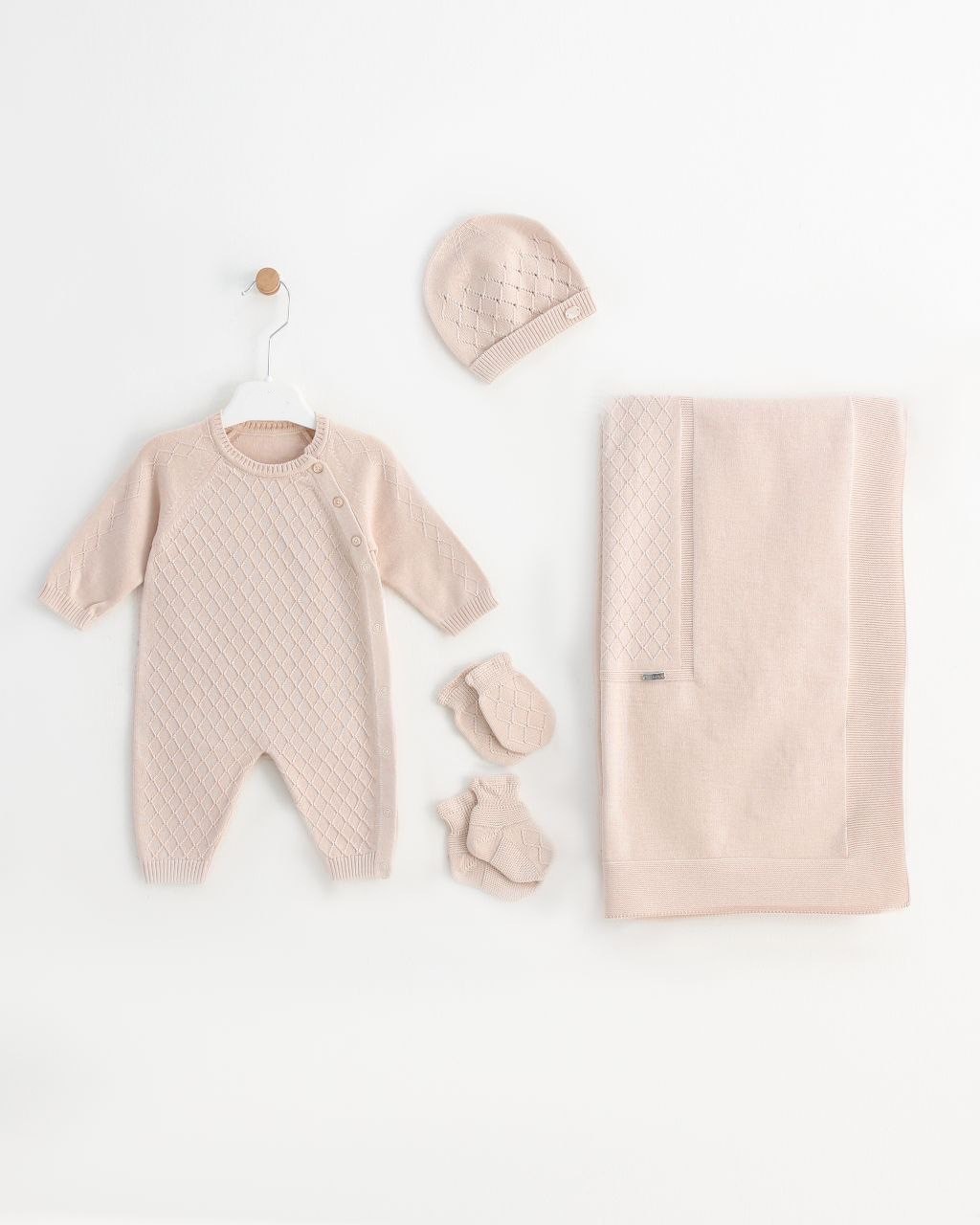 Barney Tricot Newborn Set