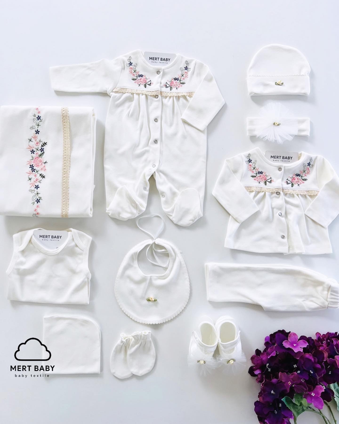 Emma Flowers Newborn Set 