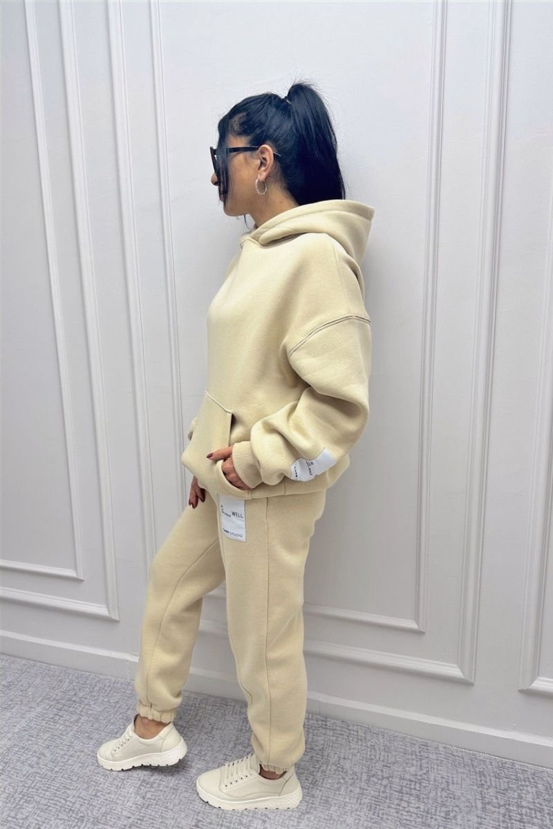 Beige Sweatpants Set with Fleece