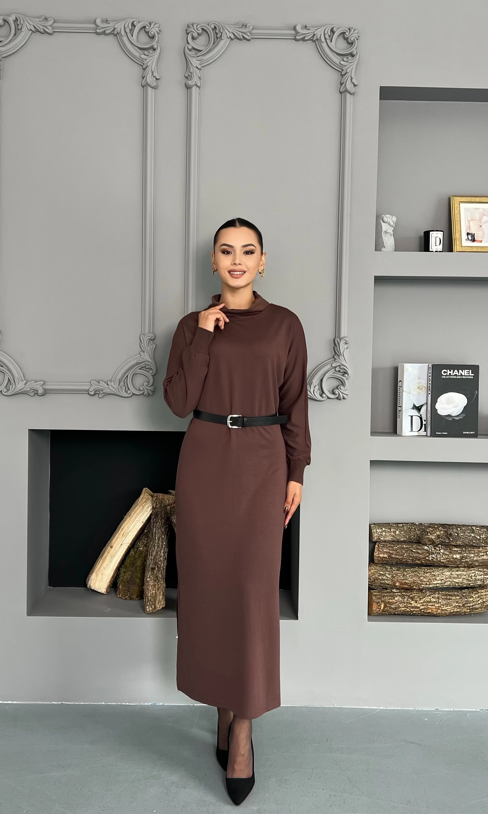 Yırtmaç Detaylı Basıc Elbise - kahverengi