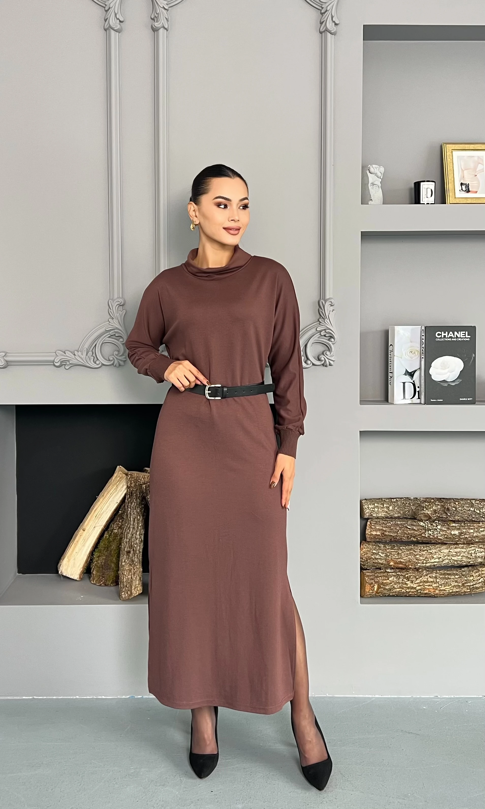 Yırtmaç Detaylı Basıc Elbise - kahverengi