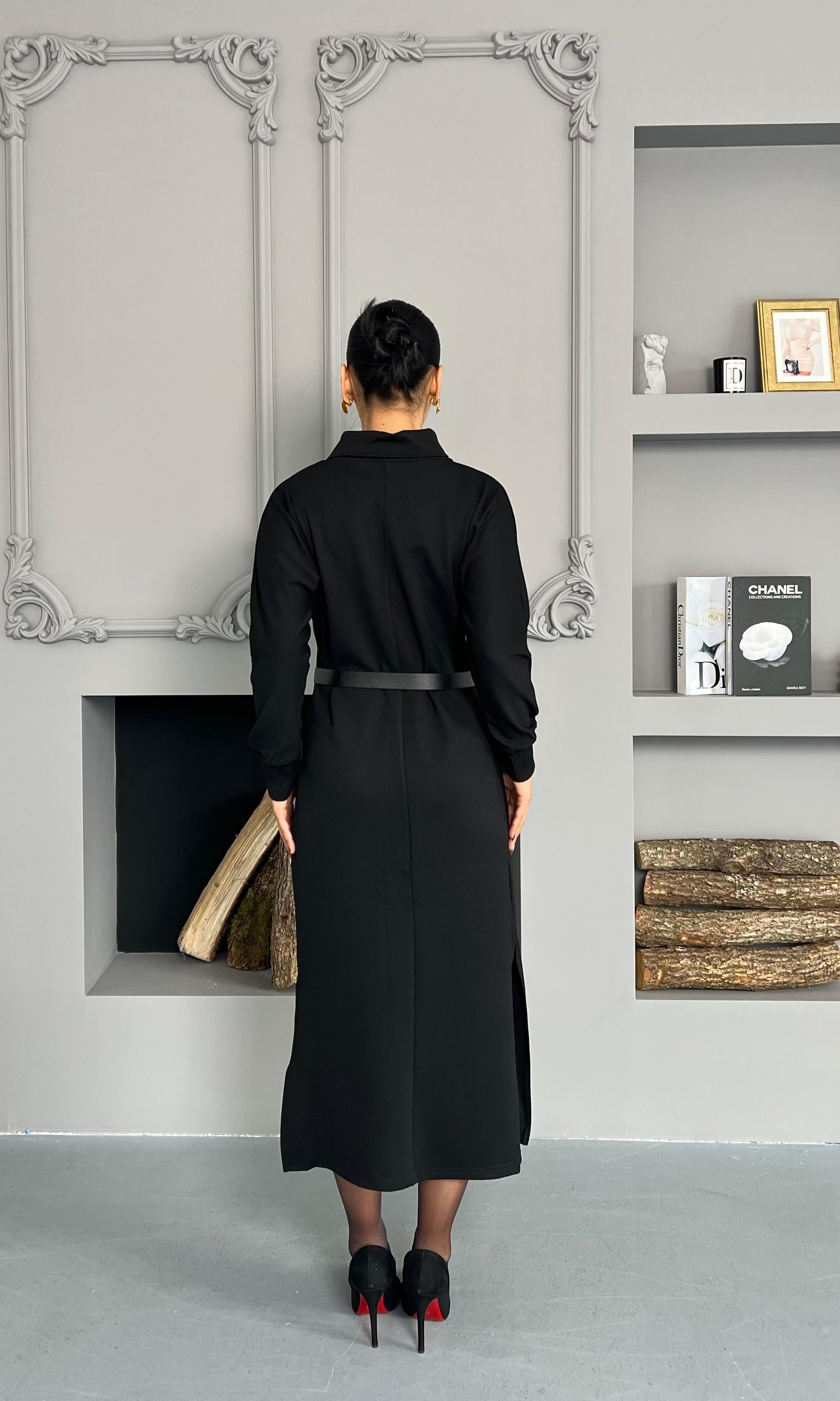 Yırtmaç Detaylı Basıc Elbise - Siyah