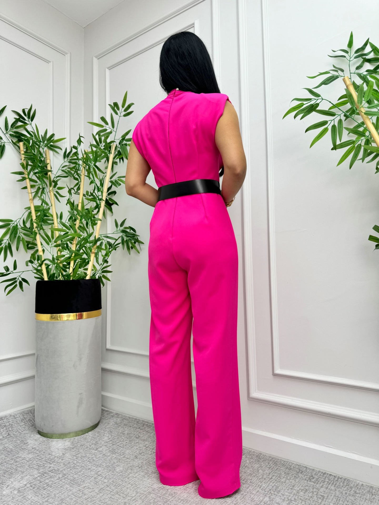 Schickes Design Doppel-Krepp Jumpsuit