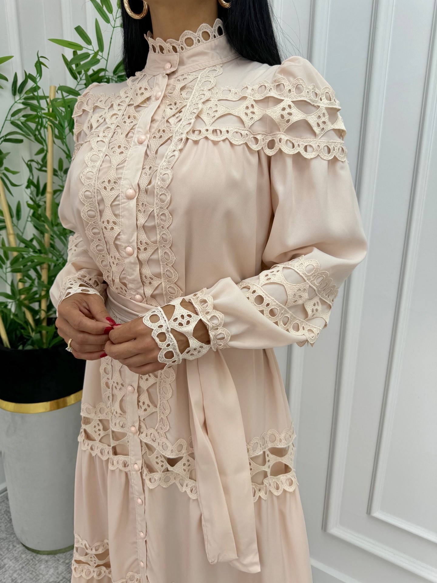 Robe Doublée Détaillée En Dentelle Crêpe