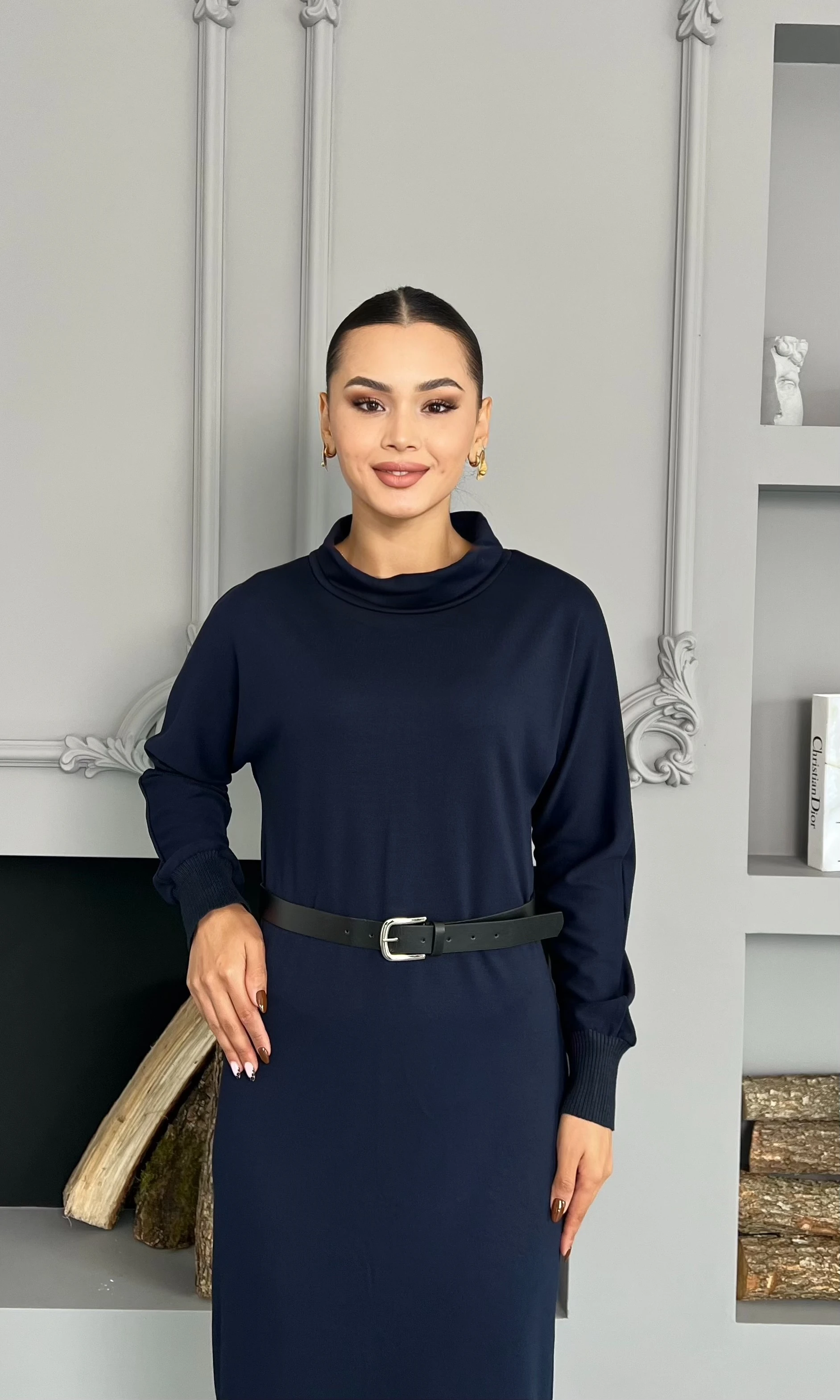 Yırtmaç Detaylı Basıc Elbise - Koyu Lacivert