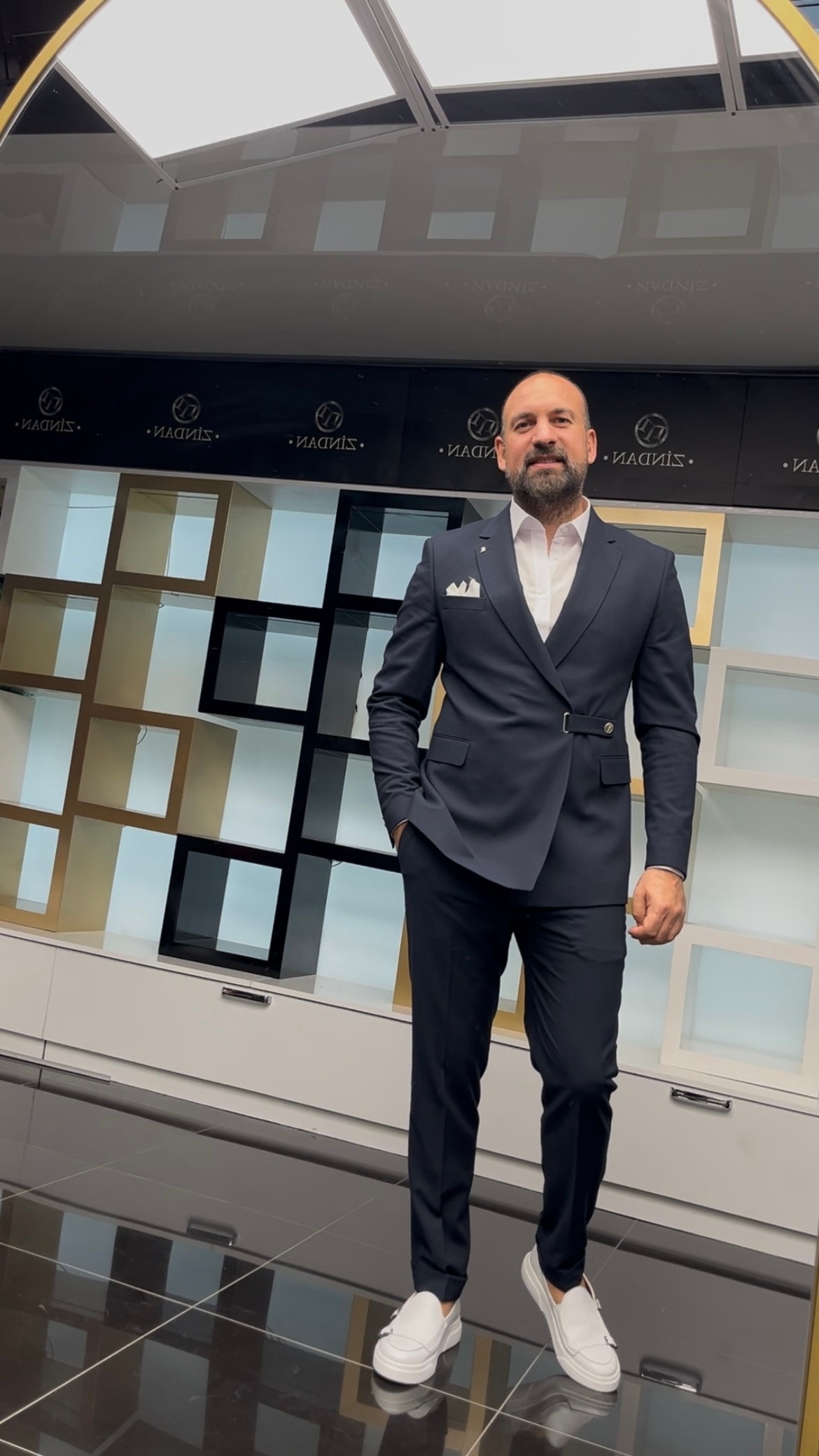 Modellİ Kemerli Takım Lacivert