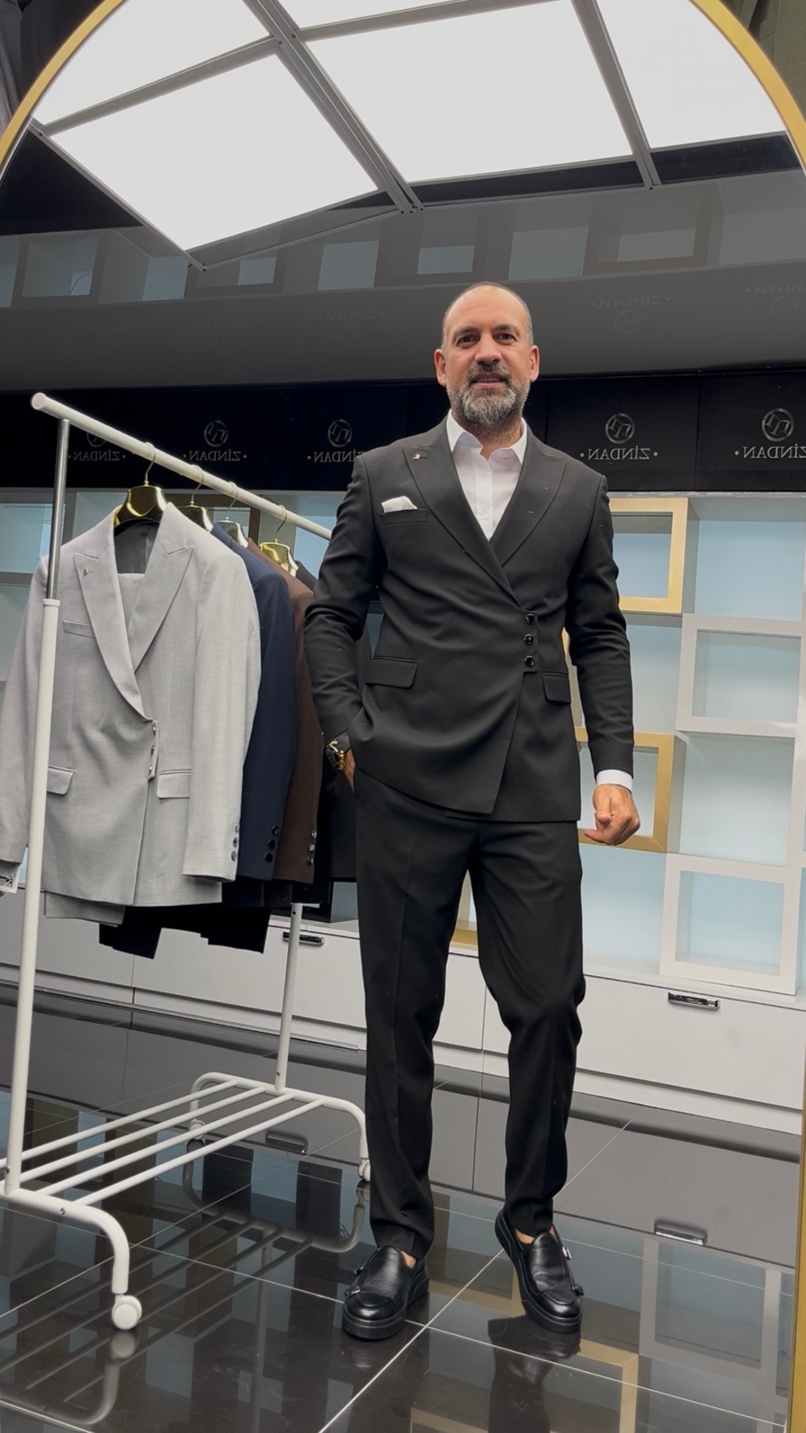 3 Çıtçıtlı Model Takım Siyah