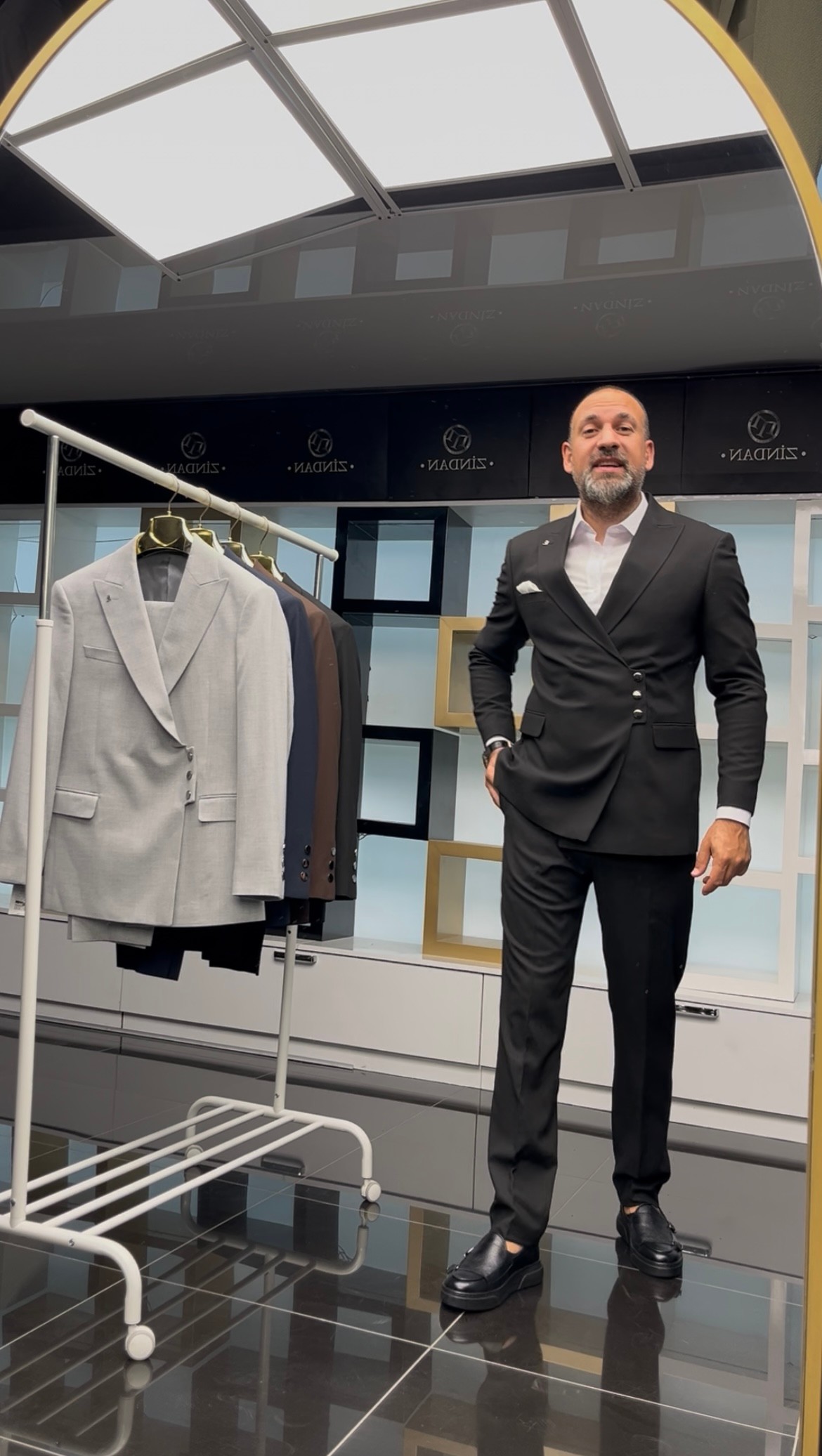 3 Çıtçıtlı Model Takım Siyah