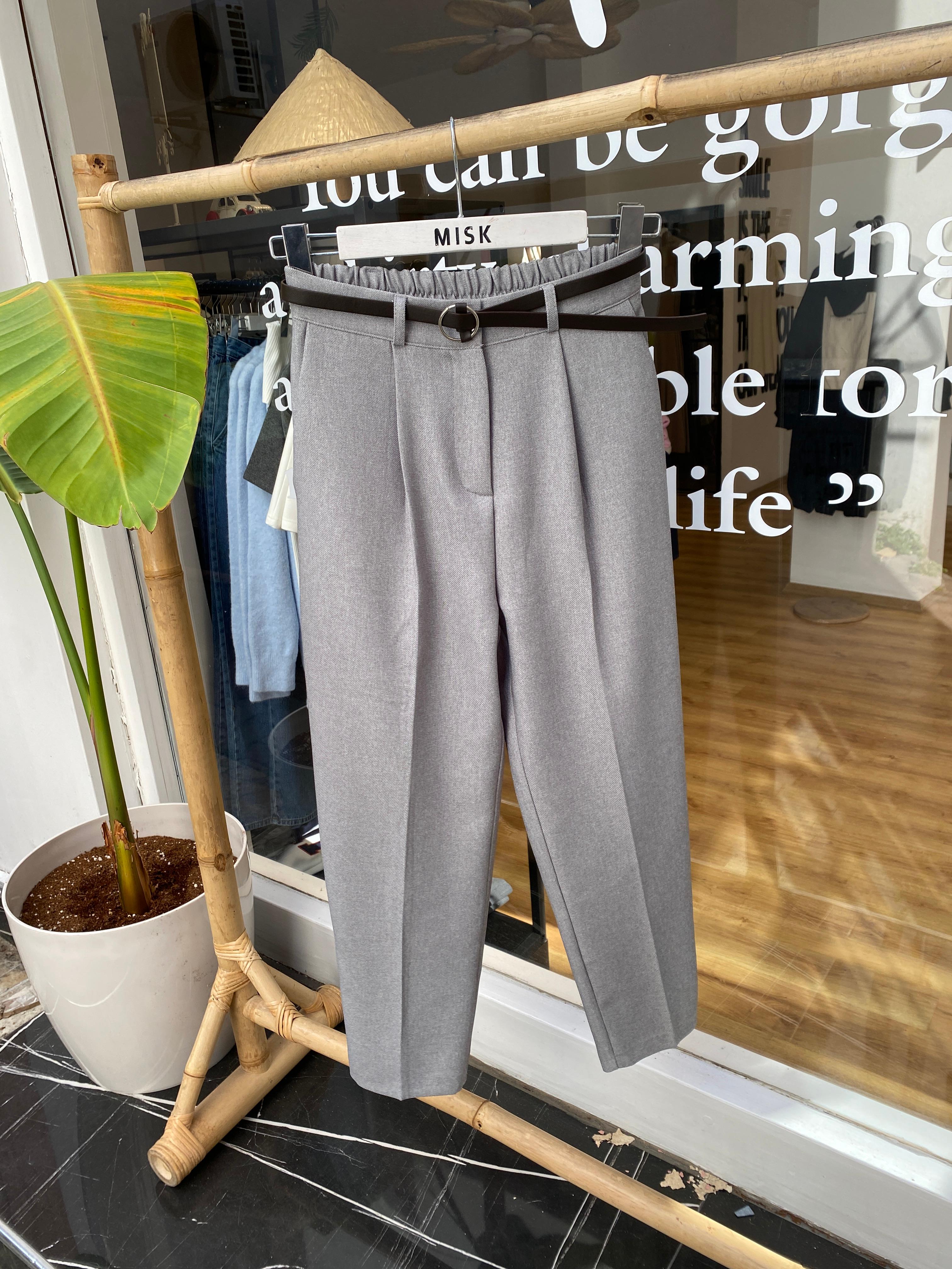 1180 Premium Carrot Pants